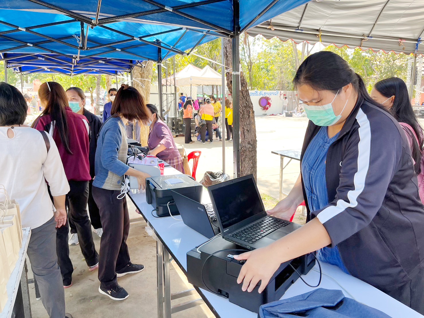 ผนึกกำลังเตรียมงาน “ราตรีเส้นสายลายผ้า” ในงาน “ประเพณีบุญเบิกฟ้าและงานกาชาดประจำปี 2566