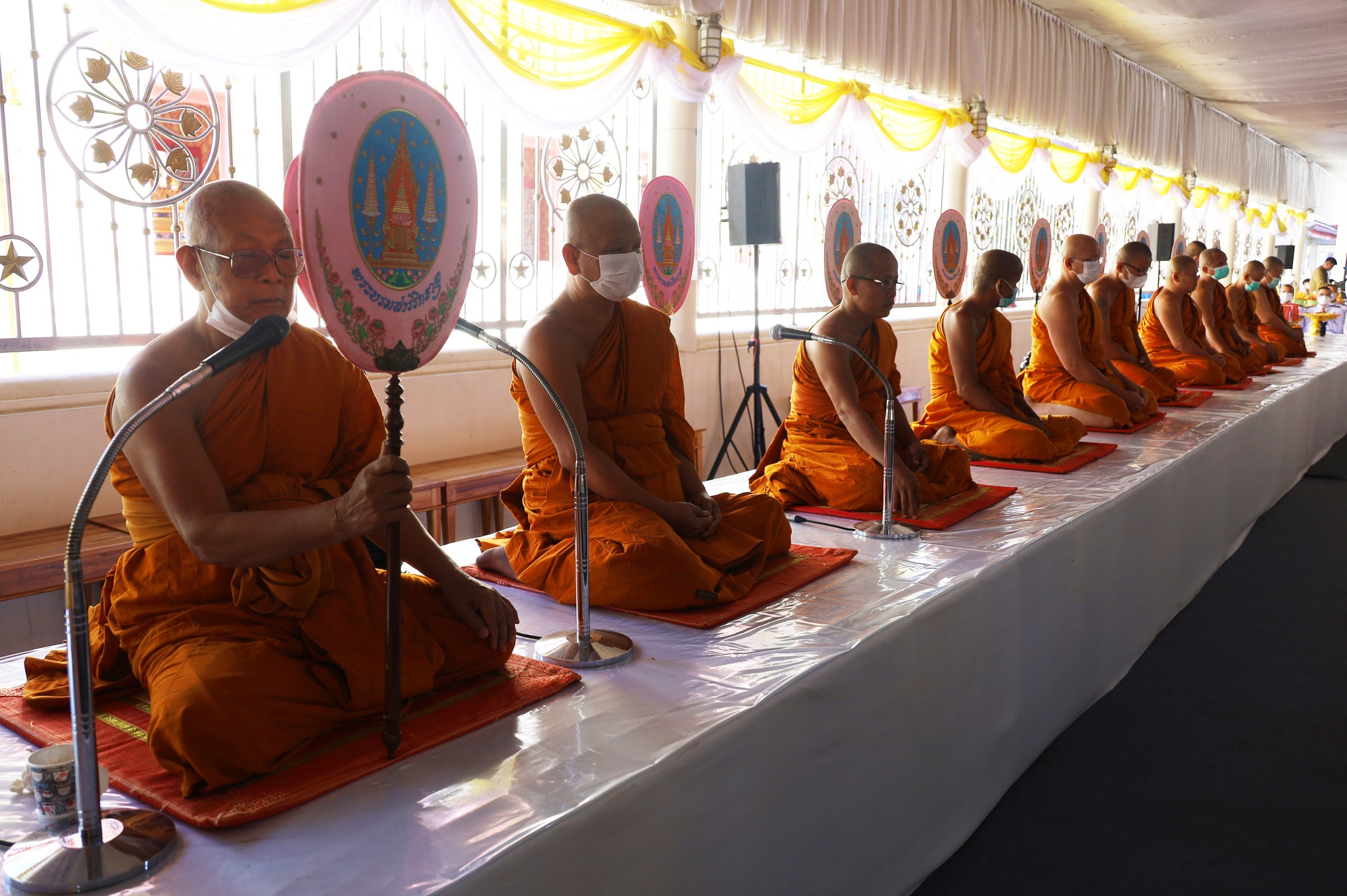 พช.มหาสารคาม ร่วมพิธีปลงผมนาค โครงการบรรพชาอุปสมบท 99 รูป ถวายพระพรชัยมงคล แด่สมเด็จพระเจ้าลูกเธอ เจ้าฟ้าพัชรกิติยาภา นเรนทิราเทพยวดี กรมหลวงราชสาริณีสิริพัชร มหาวัชรราชธิดา