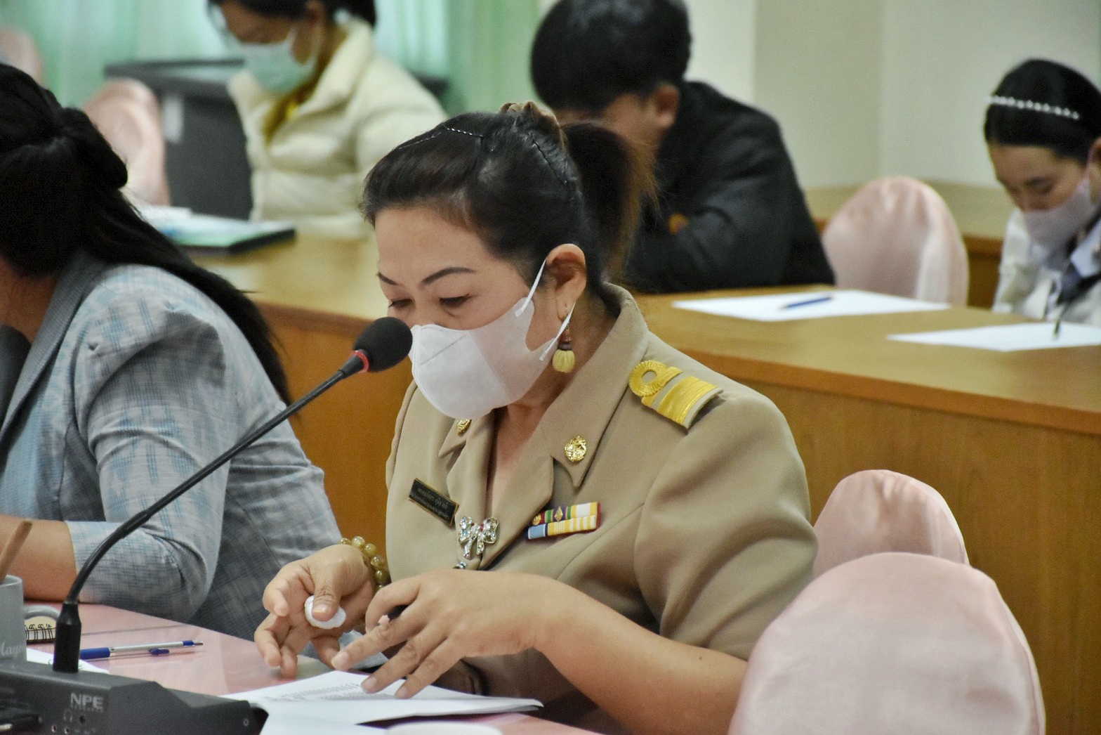 พช.มหาสารคาม ร่วมกับ ภาคี เครือข่าย ประชุมเตรียมความพร้อมการจัดงาน “ราตรีเส้นสายลายผ้า” ในงานประเพณีบุญเบิกฟ้าและงานกาชาดจังหวัดมหาสารคาม ประจำปี 2566