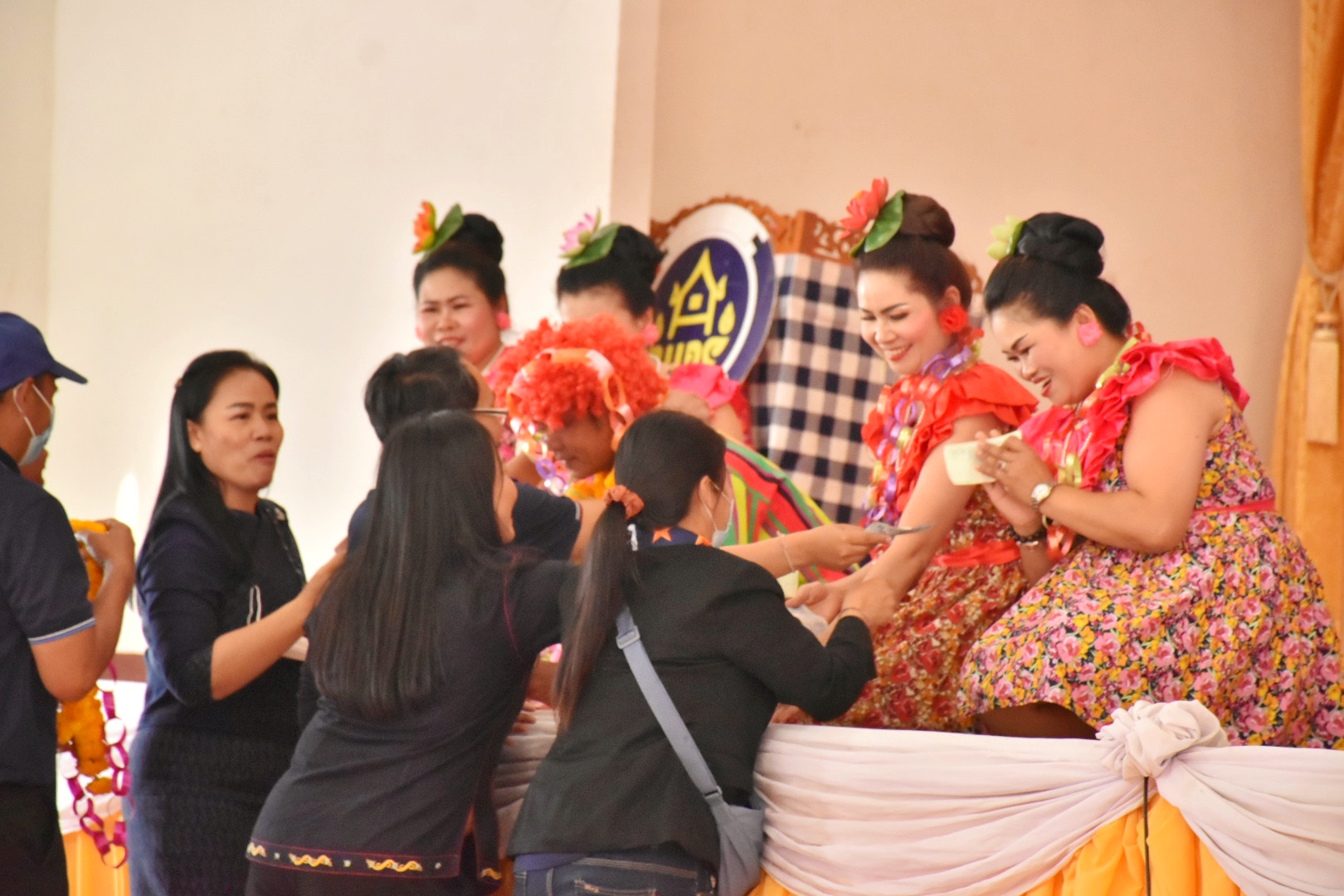 จังหวัดมหาสารคาม รวมพลังผู้นำอาสาพัฒนาชุมชน จัดกิจกรรมเนื่องในวาระครบรอบ 54 ปี โครงการพัฒนาผู้นำอาสาพัฒนาชุมชน ภายใต้แนวคิด “ รวมพลังจิตอาสา ขับเคลื่อนสังคมไทย ด้วยใจพอเพียง ”