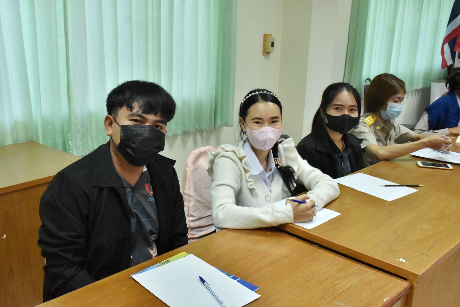 พช.มหาสารคาม ร่วมกับ ภาคี เครือข่าย ประชุมเตรียมความพร้อมการจัดงาน “ราตรีเส้นสายลายผ้า” ในงานประเพณีบุญเบิกฟ้าและงานกาชาดจังหวัดมหาสารคาม ประจำปี 2566