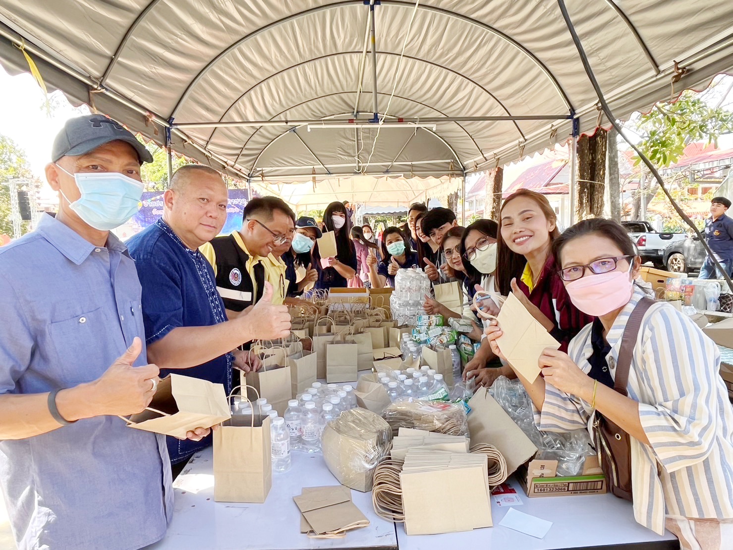 ผนึกกำลังเตรียมงาน “ราตรีเส้นสายลายผ้า” ในงาน “ประเพณีบุญเบิกฟ้าและงานกาชาดประจำปี 2566