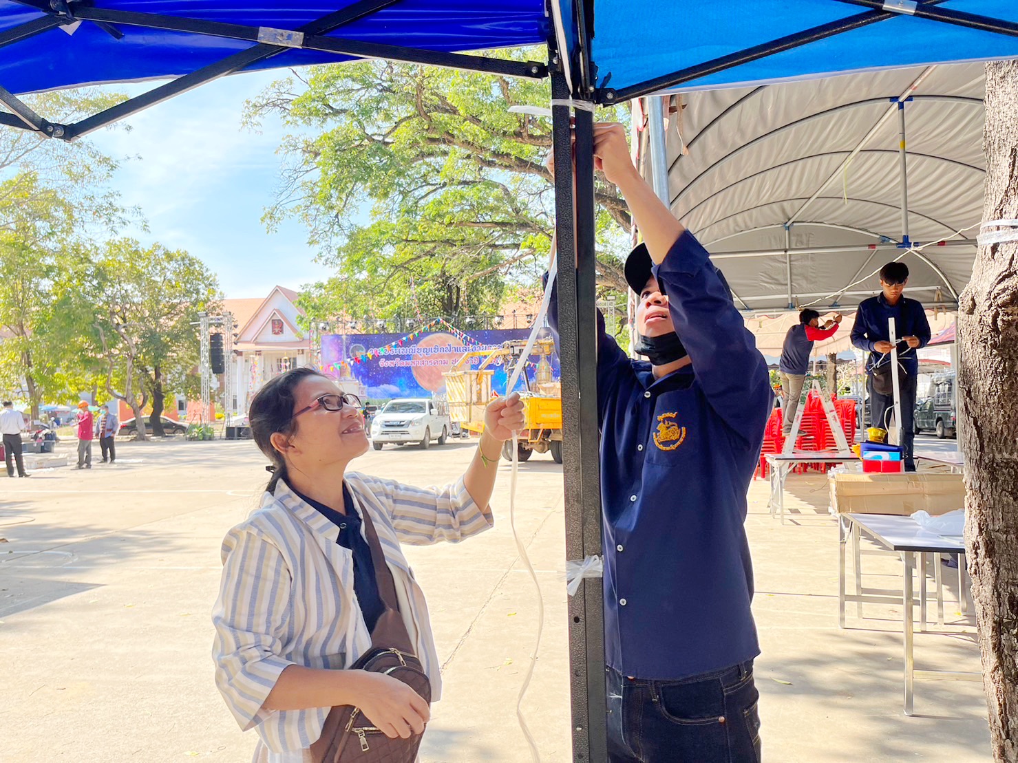 ผนึกกำลังเตรียมงาน “ราตรีเส้นสายลายผ้า” ในงาน “ประเพณีบุญเบิกฟ้าและงานกาชาดประจำปี 2566