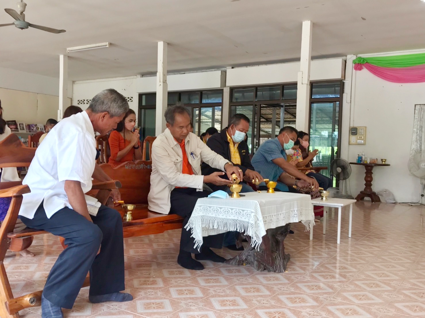 พช.มหาสารคาม ร่วมทำบุญถวายเพลพระสงฆ์ที่อุปสมบท ตามโครงการบรรพชาอุปสมบท 99 รูป ถวายพระพรชัยมงคล แด่สมเด็จพระเจ้าลูกเธอ เจ้าฟ้าพัชรกิติยาภา นเรนทิราเทพยวดี กรมหลวงราชสาริณีสิริพัชร มหาวัชรราชธิดา