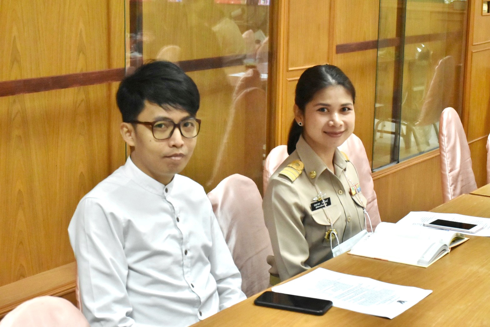 พช.มหาสารคาม ร่วมกับ ภาคี เครือข่าย ประชุมเตรียมความพร้อมการจัดงาน “ราตรีเส้นสายลายผ้า” ในงานประเพณีบุญเบิกฟ้าและงานกาชาดจังหวัดมหาสารคาม ประจำปี 2566