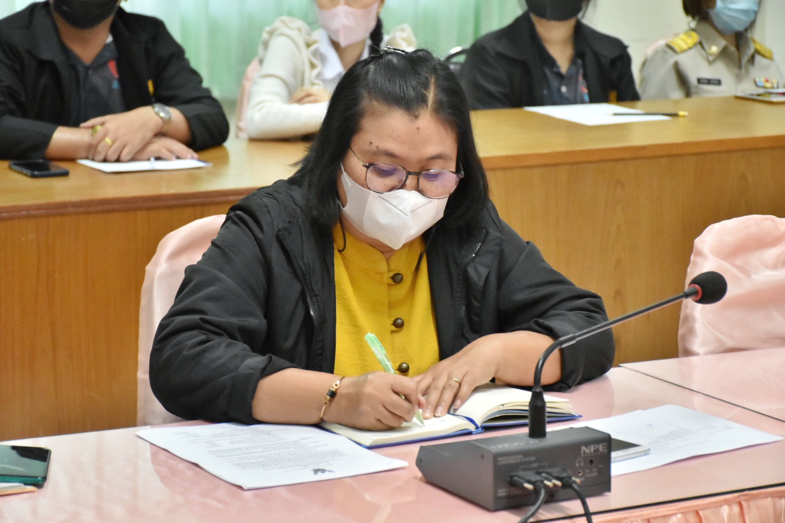 พช.มหาสารคาม ร่วมกับ ภาคี เครือข่าย ประชุมเตรียมความพร้อมการจัดงาน “ราตรีเส้นสายลายผ้า” ในงานประเพณีบุญเบิกฟ้าและงานกาชาดจังหวัดมหาสารคาม ประจำปี 2566