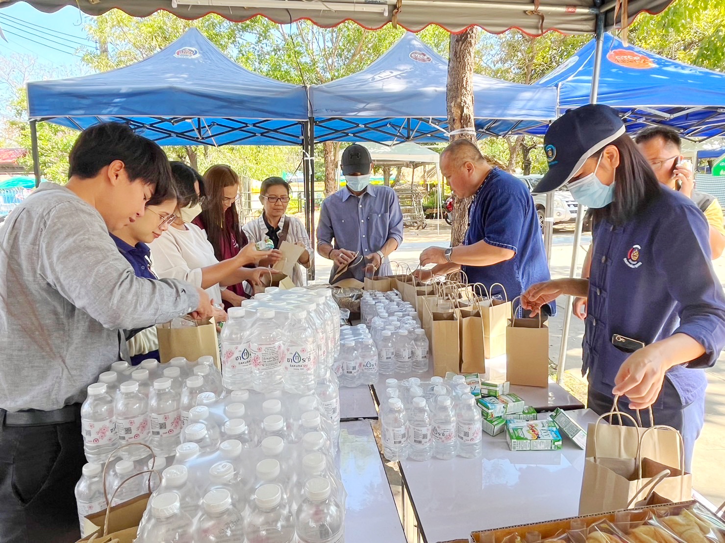 ผนึกกำลังเตรียมงาน “ราตรีเส้นสายลายผ้า” ในงาน “ประเพณีบุญเบิกฟ้าและงานกาชาดประจำปี 2566