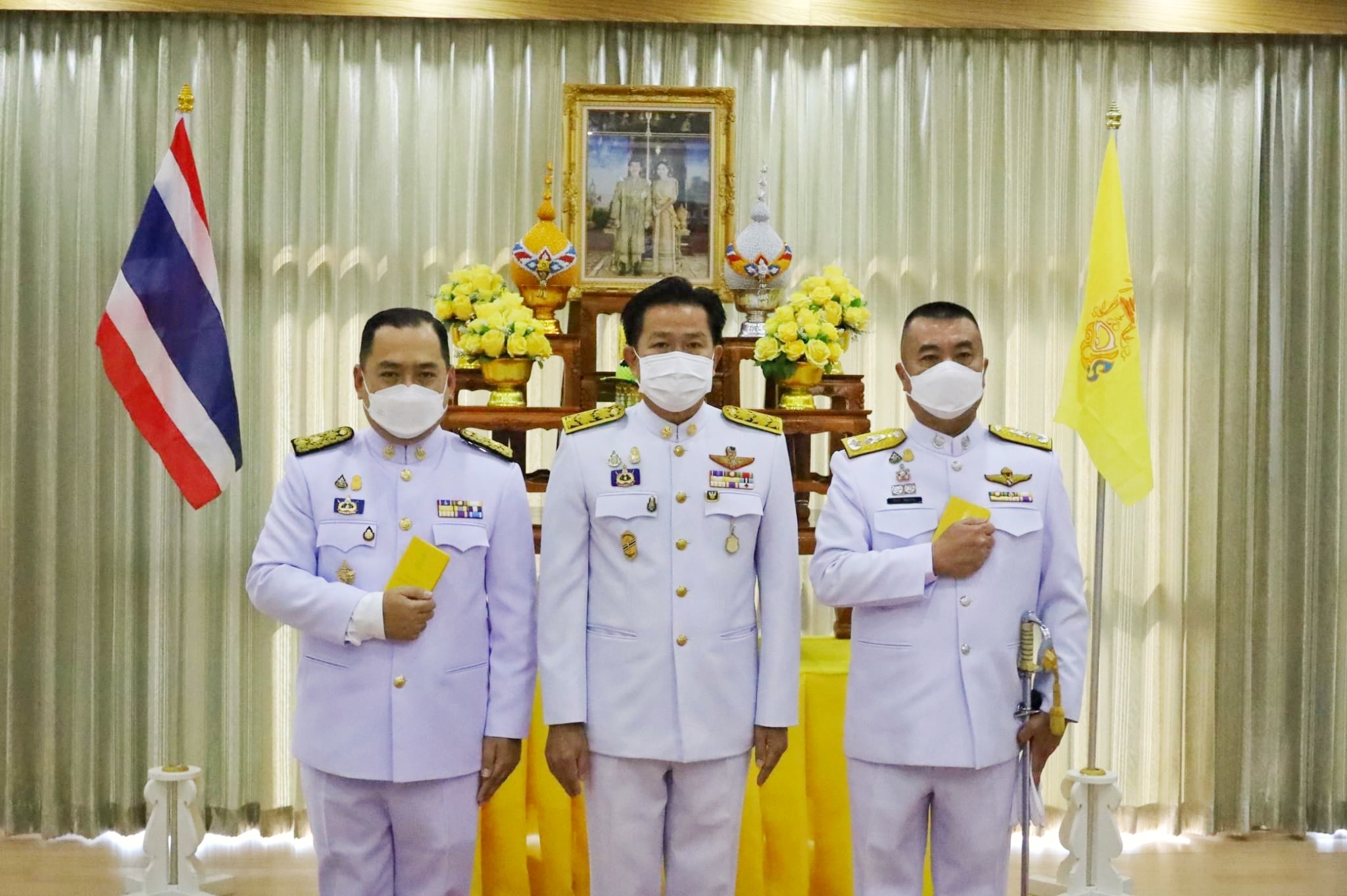 พช.มหาสารคาม ร่วมพิธีมอบปฏิทินหลวง พุทธศักราช 2566