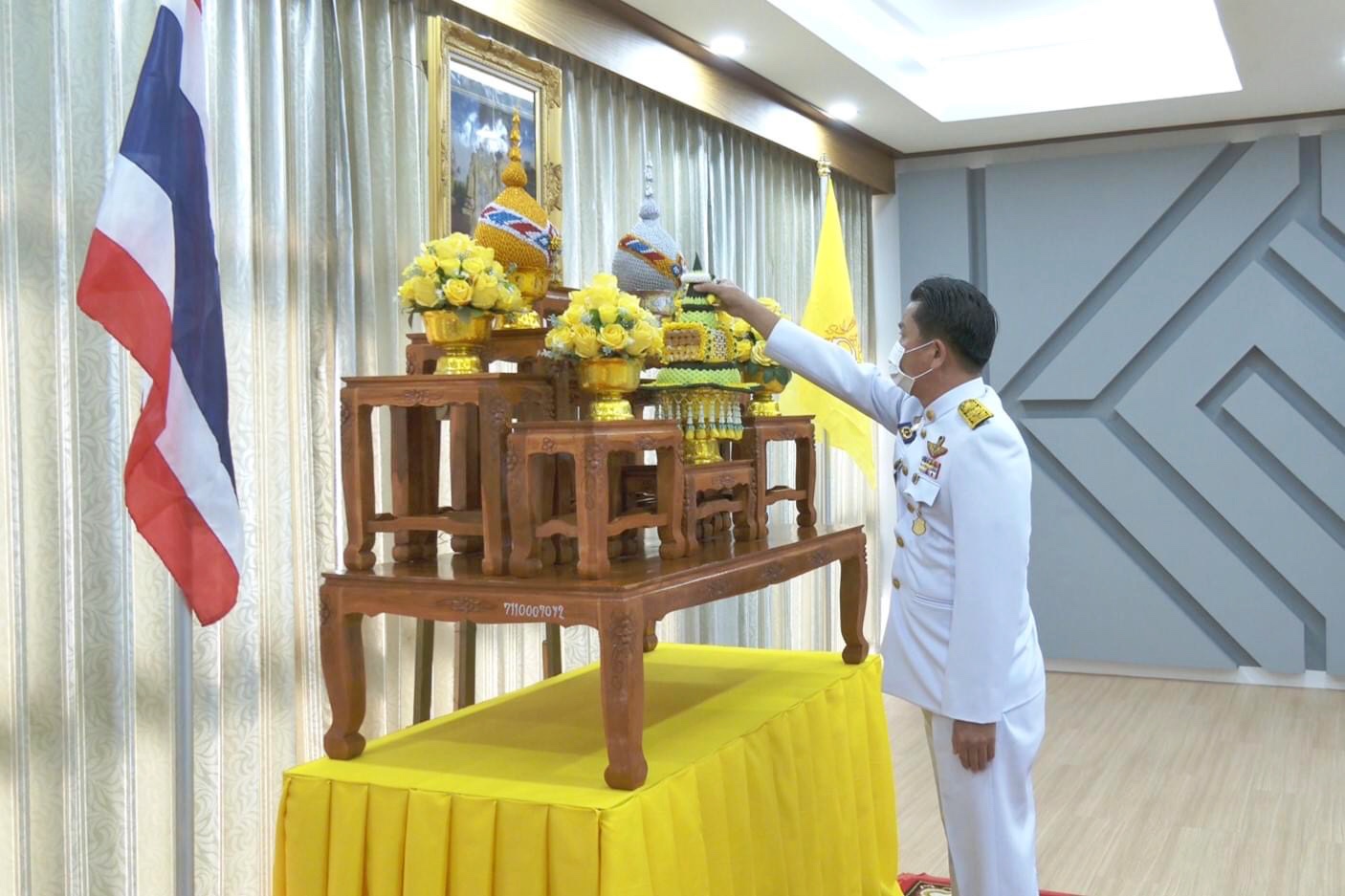 พช.มหาสารคาม ร่วมพิธีมอบปฏิทินหลวง พุทธศักราช 2566