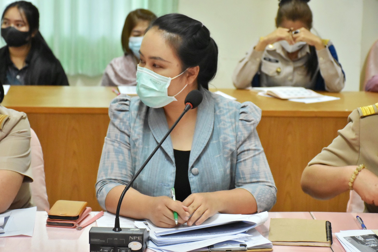 พช.มหาสารคาม ร่วมกับ ภาคี เครือข่าย ประชุมเตรียมความพร้อมการจัดงาน “ราตรีเส้นสายลายผ้า” ในงานประเพณีบุญเบิกฟ้าและงานกาชาดจังหวัดมหาสารคาม ประจำปี 2566
