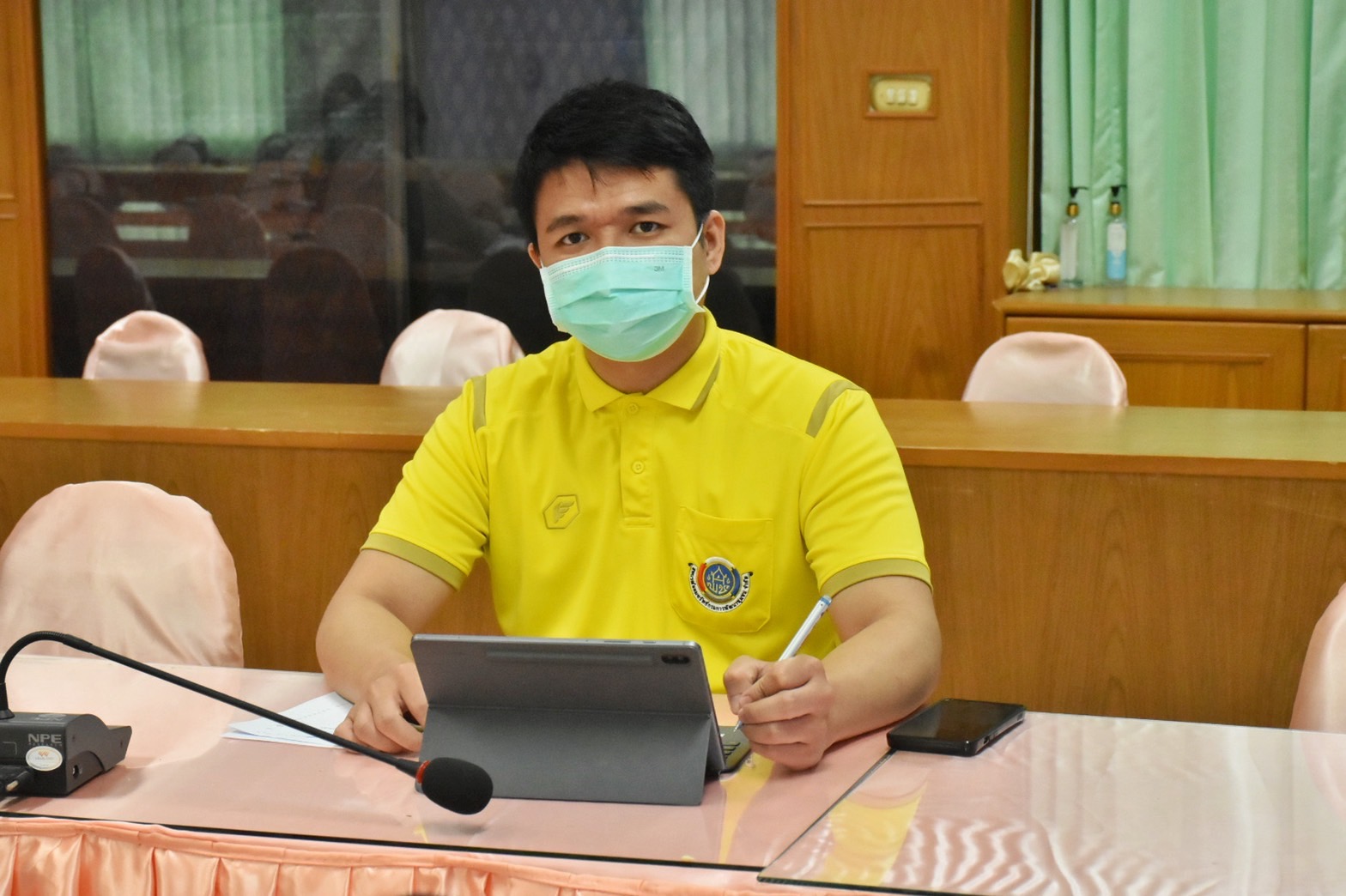 พช.มหาสารคาม ร่วมประชุมชี้แจง เร่งรัด กำกับ ติดตาม การดำเนินงานกองทุนพัฒนาบทบาทสตรี ผ่านระบบวีดิทัศน์ทางไกล (Video Conference)