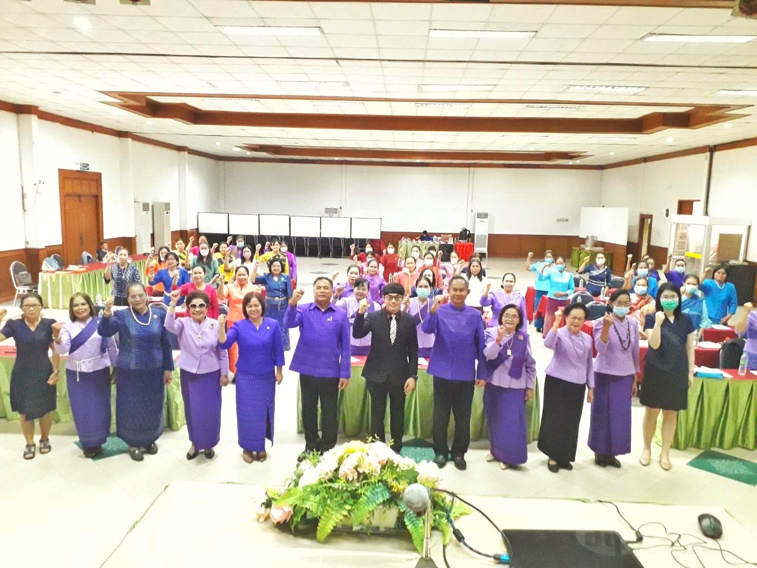 สำนักงานเลขานุการคณะอนุกรรมการบริหารกองทุนพัฒนาบทบาทสตรีจังหวัดมหาสารคาม ดำเนินโครงการเพิ่มประสิทธิภาพการปฏิบัติงานกองทุนพัฒนาบทบาทสตรีแก่กลไกการขับเคลื่อนกองทุนพัฒนาบทบาทสตรีระดับจังหวัด