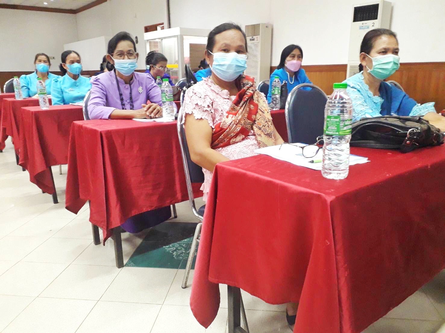 สำนักงานเลขานุการคณะอนุกรรมการบริหารกองทุนพัฒนาบทบาทสตรีจังหวัดมหาสารคาม ดำเนินโครงการเพิ่มประสิทธิภาพการปฏิบัติงานกองทุนพัฒนาบทบาทสตรีแก่กลไกการขับเคลื่อนกองทุนพัฒนาบทบาทสตรีระดับจังหวัด