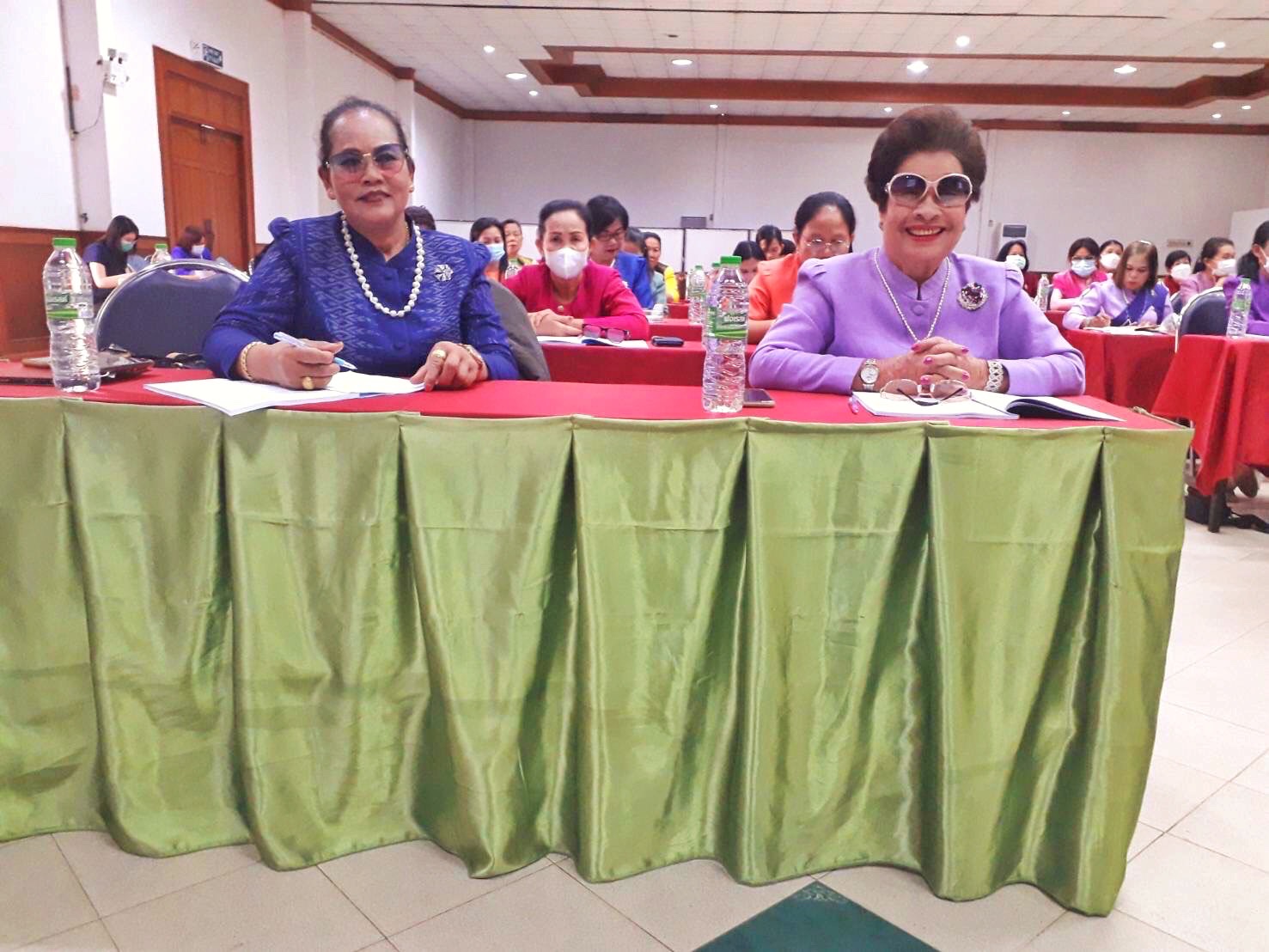 สำนักงานเลขานุการคณะอนุกรรมการบริหารกองทุนพัฒนาบทบาทสตรีจังหวัดมหาสารคาม ดำเนินโครงการเพิ่มประสิทธิภาพการปฏิบัติงานกองทุนพัฒนาบทบาทสตรีแก่กลไกการขับเคลื่อนกองทุนพัฒนาบทบาทสตรีระดับจังหวัด