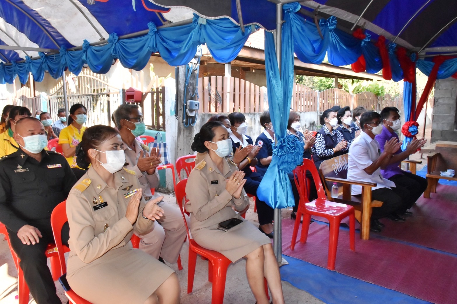 จังหวัดมหาสารคาม มอบบ้านโครงการบ้านห่วงใยจากใจ GLO (สำนักงานสลากกินแบ่งรัฐบาล) ประจำปี 2565 ให้แก่ครัวเรือนเป้าหมาย อำเภอยางสีสุราช