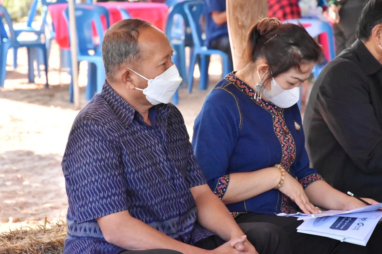 จังหวัดมหาสารคาม สานพลัง บริษัท ประชารัฐรักสามัคคีมหาสารคาม (วิสาหกิจเพื่อสังคม) จำกัด ร่วมกับคณะทำงานด้านการพัฒนาเศรษฐกิจฐานรากและประชารัฐ (E3) จัดประชุมเพื่อสนับสนุนส่งเสริมพัฒนาเศรษฐกิจฐานราก มุ่งสร้างรายได้ให้ชุมชน ประชาชนมีความสุข