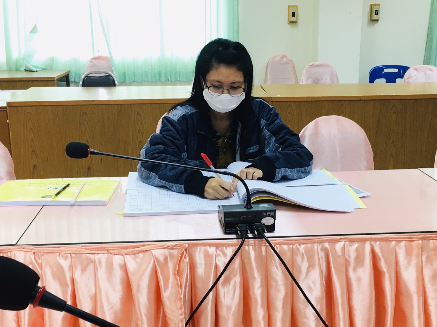 พช.มหาสารคาม : ร่วมประชุมติดตามเร่งรัดการเบิกจ่ายงบประมาณรายจ่ายประจำปีงบประมาณ พ.ศ. 2566 ผ่านระบบ Conference