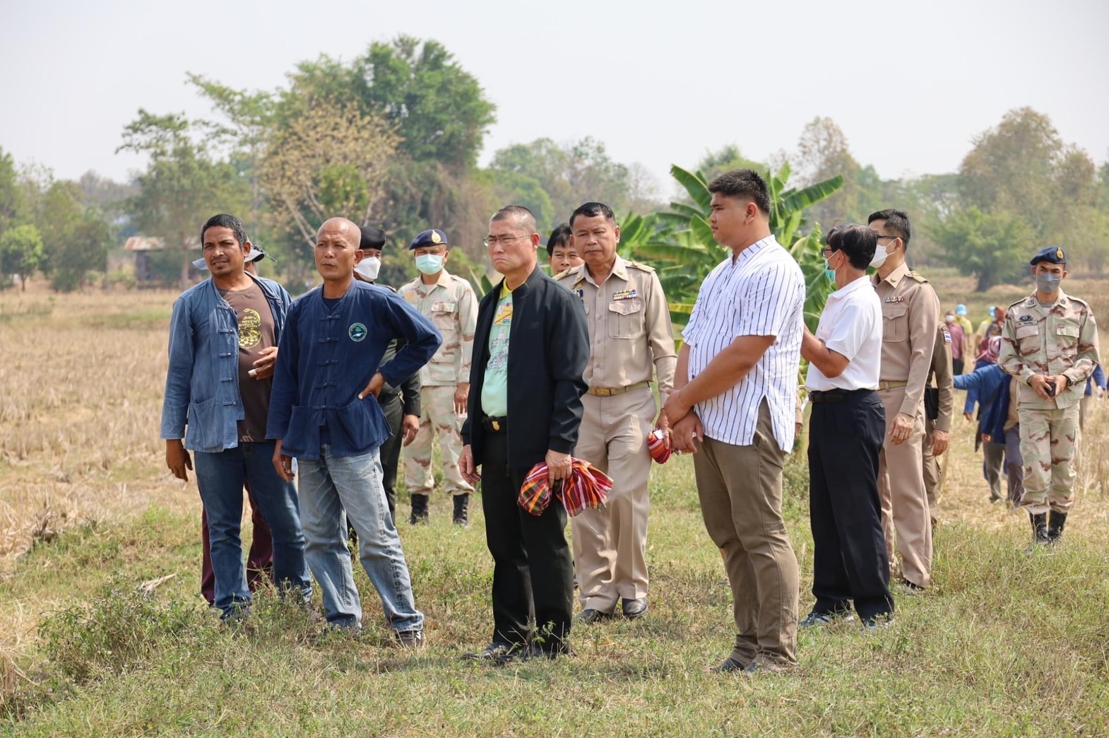พช.มหาสารคาม ร่วมให้การต้อนรับ พลโท สมบัติ ธัญญะวัน นายทหารปฏิบัติการพิเศษ สำนักพระราชวัง และคณะ ลงพื้นที่ตรวจความพร้อม การดำเนินโครงการ “โคก หนอง นา โมเดล” ในพื้นที่อำเภอวาปีปทุม จังหวัดมหาสารคาม