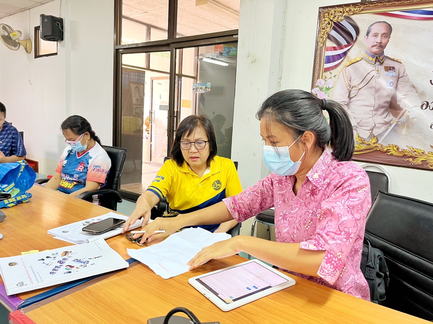 พช.มหาสารคาม ติดตามสนับสนุนการบริหารการจัดเก็บข้อมูลความจำเป็นพื้นฐาน (จปฐ.) ประจำปี 2566 ณ พื้นที่อำเภอพยัคฆภูมิพิสัย