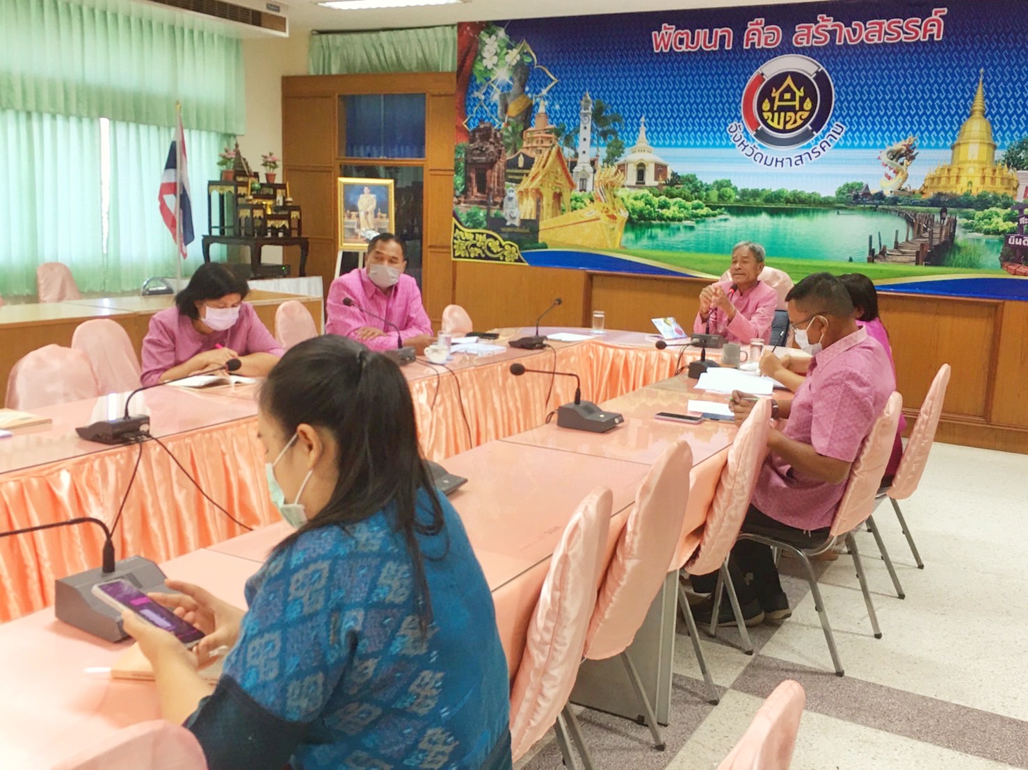พช.มหาสารคาม ประชุมชี้แจ้งความก้าวหน้าการขับเคลื่อนการดำเนินงานโครงการพัฒนาชุมชนใสสะอาด ประจำปีงบประมาณ พ.ศ.2566
