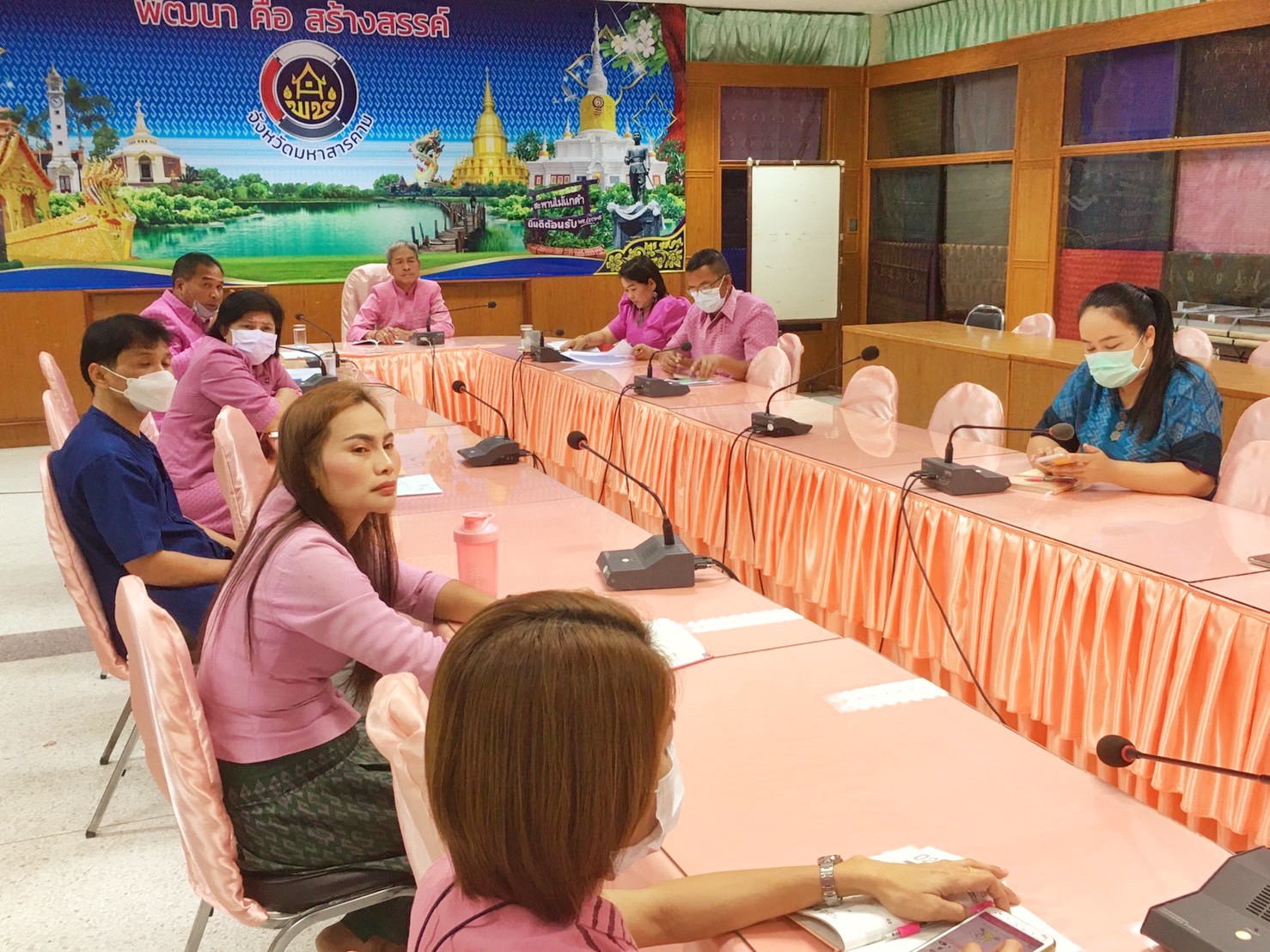 พช.มหาสารคาม ประชุมชี้แจ้งความก้าวหน้าการขับเคลื่อนการดำเนินงานโครงการพัฒนาชุมชนใสสะอาด ประจำปีงบประมาณ พ.ศ.2566