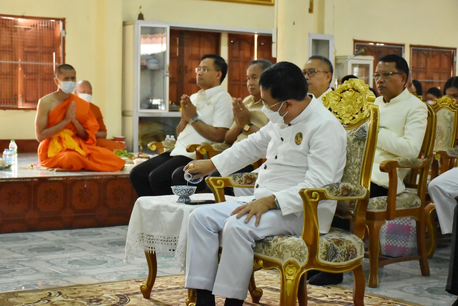 พช.มหาสารคาม ร่วมพิธีทำบุญตักบาตร เนื่องในวันมาฆบูชา ประจำปีพุทธศักราช 2566