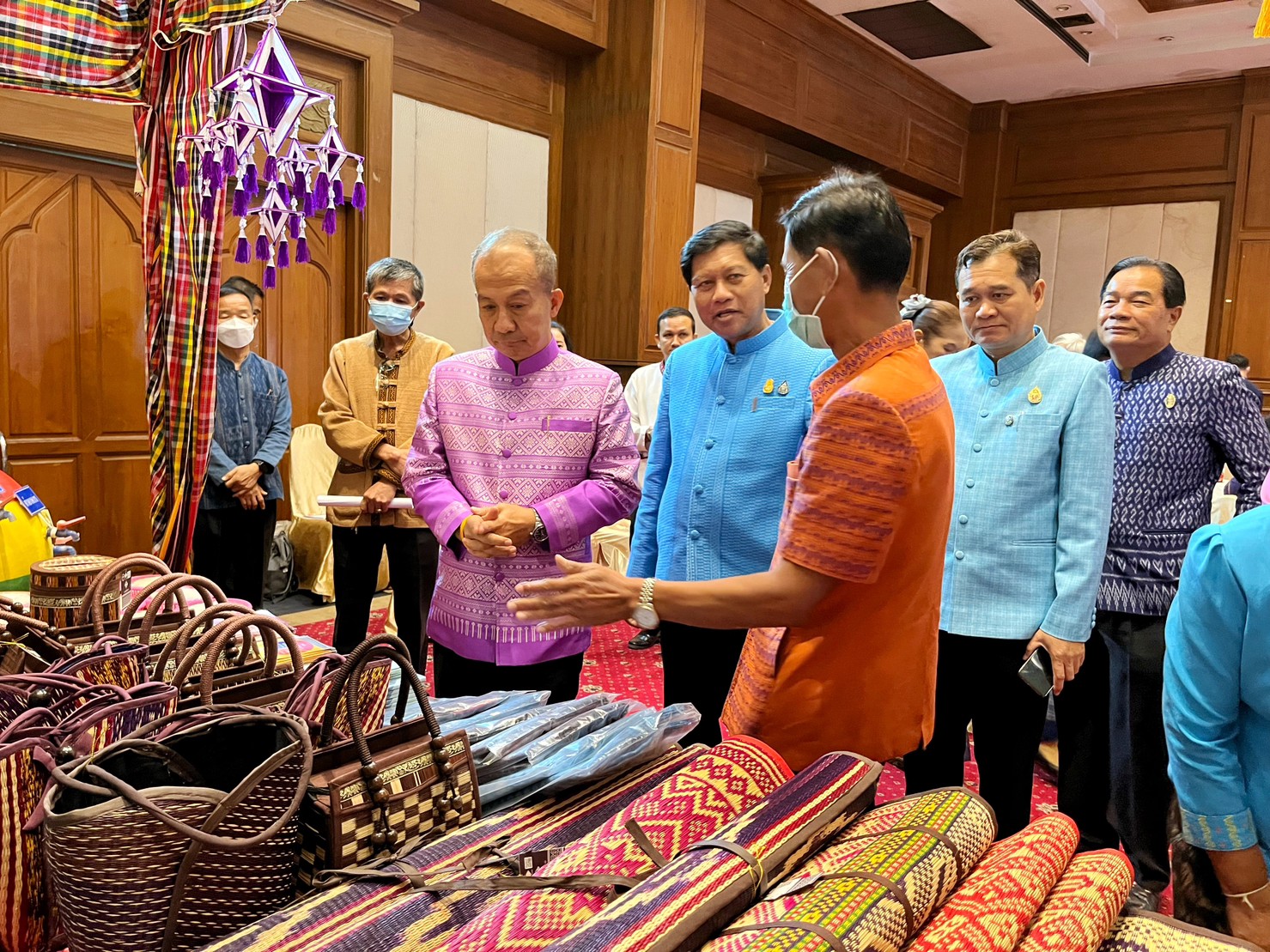 พช.มหาสารคาม เข้าร่วมจัดกิจกรรมมหกรรมการออมลดความเหลื่อมล้ำ (ระดับภูมิภาค) เขตตรวจราชการที่ 12 เนื่องในวาระครบรอบ 49 ปี วันคล้ายวันก่อตั้งกลุ่มออมทรัพย์เพื่อการผลิต
