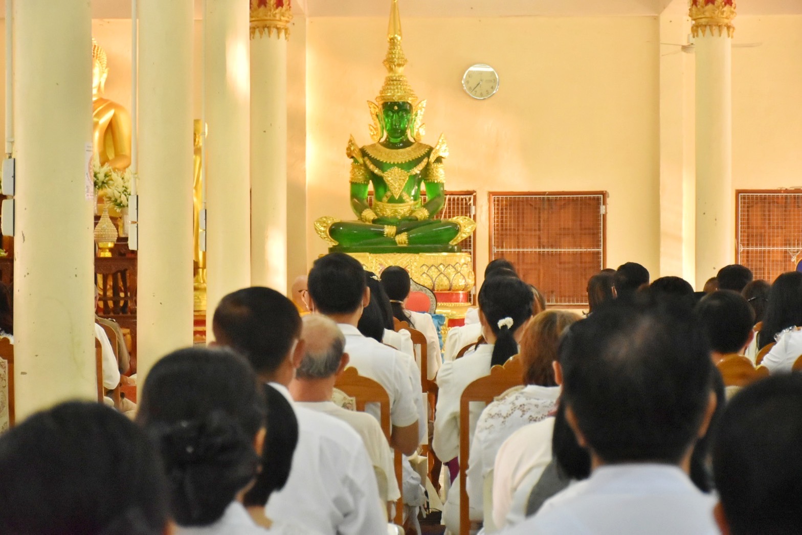 พช.มหาสารคาม ร่วมพิธีทำบุญตักบาตร เนื่องในวันมาฆบูชา ประจำปีพุทธศักราช 2566