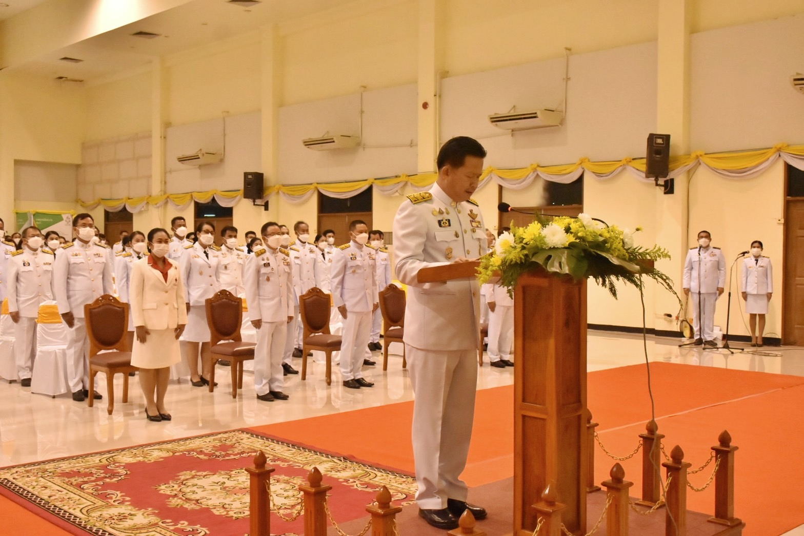 พช.มหาสารคาม ร่วมพิธีวางพานพุ่มดอกไม้ถวายราชสักการะ แด่ พระบาทสมเด็จพระบรมชนกาธิเบศร มหาภูมิพลอดุลยเดชมหาราช บรมนาถบพิตร เนื่องใน “วันมาตรฐานฝีมือแรงงานแห่งชาติ” ประจำปี 2566