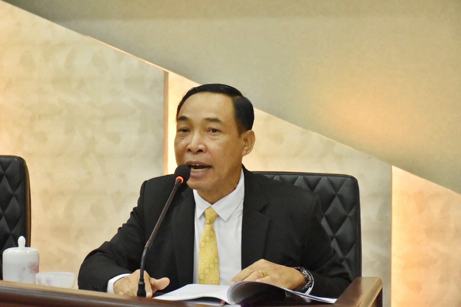 ผู้ตรวจราชการสำนักนายกรัฐมนตรี และคณะผู้ตรวจราชการกระทรวง เขต 12 ลงพื้นที่ตรวจราชการที่จังหวัดมหาสารคาม