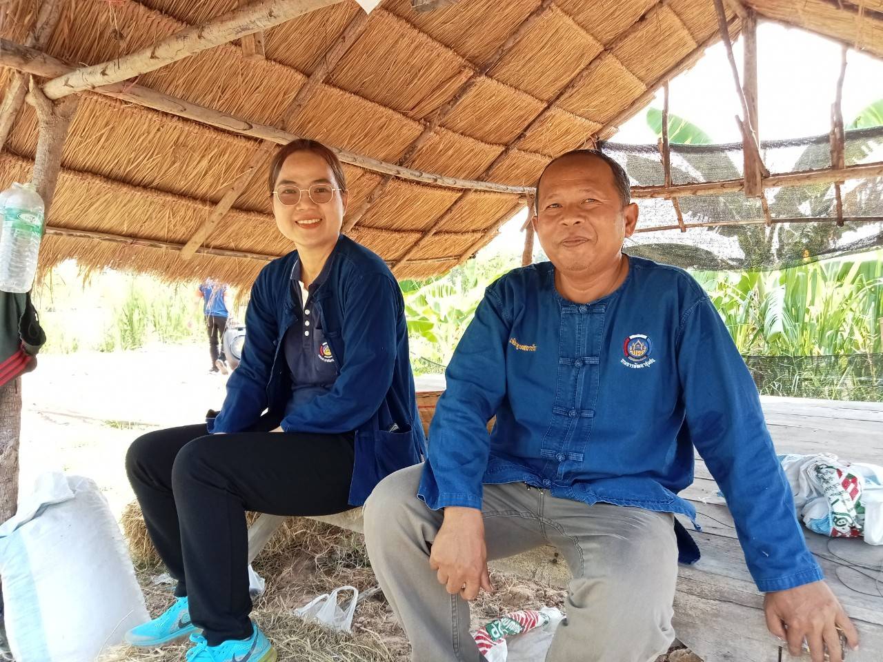 พช.มหาสารคาม ร่วมกับภาคีเครือข่ายโคกหนองนา จัดกิจกรรมเอามื้อสามัคคี ณ แปลงโคกหนองนา อำเภอเมืองมหาสารคาม