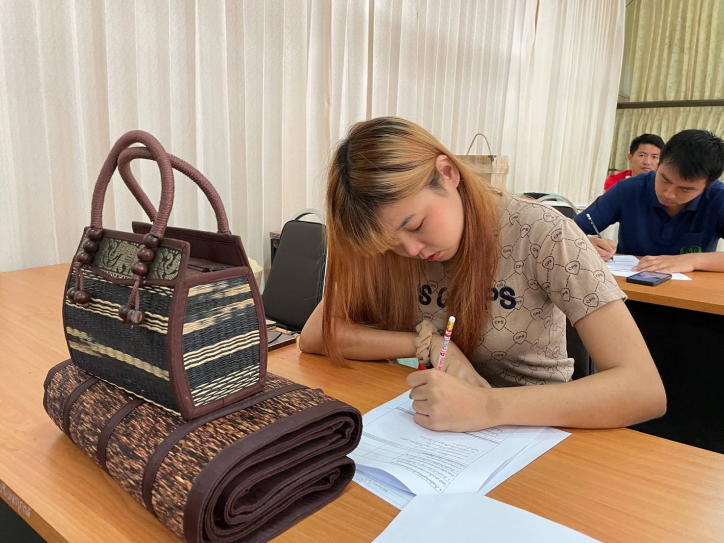 จังหวัดมหาสารคาม จัดกิจกรรมการอบรมเชิงปฏิบัติการโครงการส่งเสริมกระบวนการเครือข่ายองค์ความรู้ (Knowledge-Based OTOP : KBO)