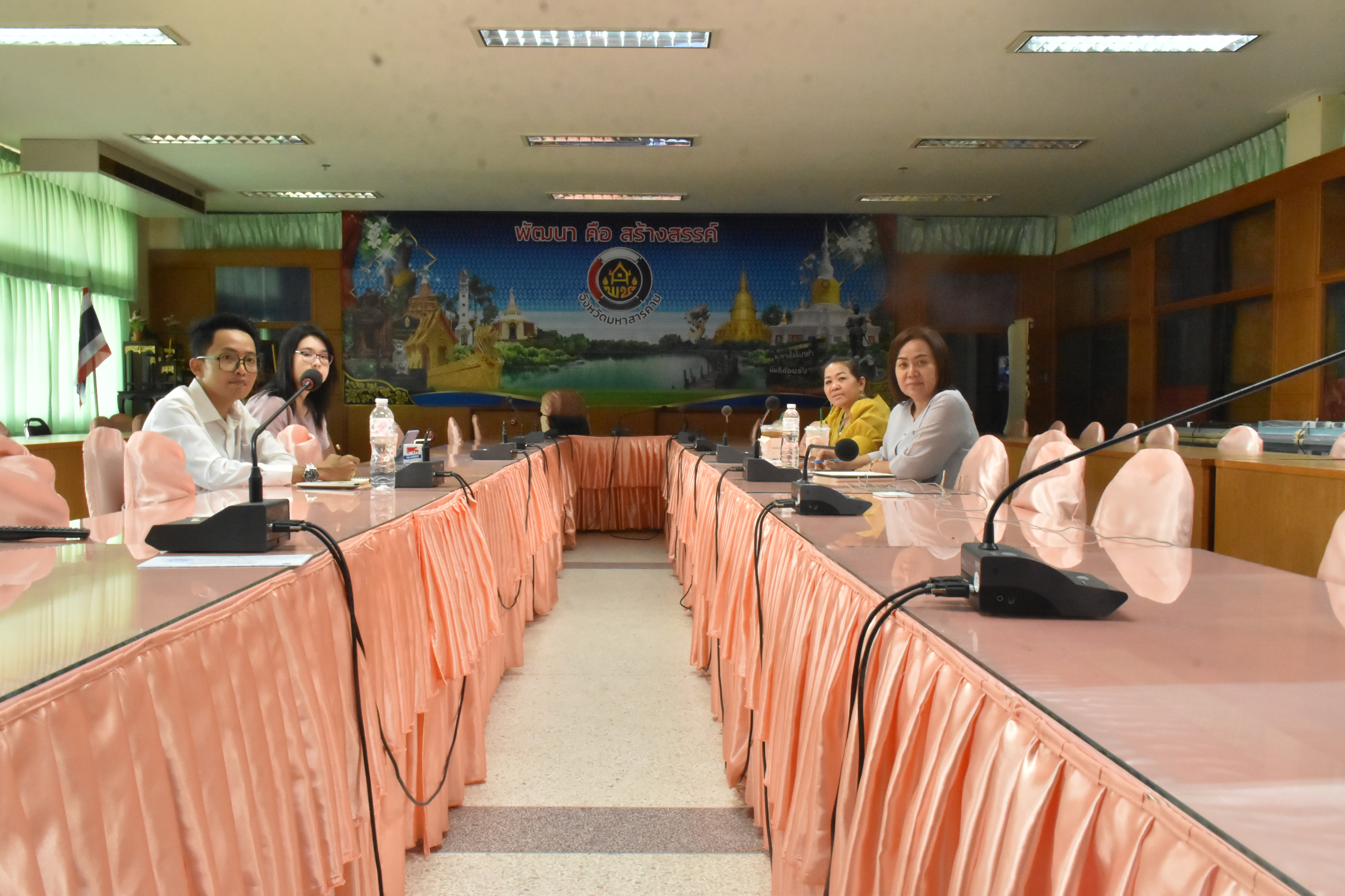 พช.มหาสารคาม ร่วมประชุมชี้แจง เร่งรัด กำกับ ติดตามการดำเนินงานกองทุนพัฒนาบทบาทสตรี ผ่านระบบวิดิทัศน์ทางไกล (Video Conference) ครั้งที่ 4/2566