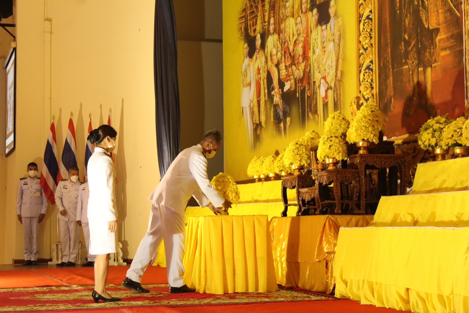 พช.มหาสารคาม ร่วมงานรัฐพิธีถวายราชสักการะเนื่องใน “วันพระบาทสมเด็จพระพุทธยอดฟ้าจุฬาโลกมหาราชและวันที่ระลึกมหาจักกรีบรมราชวงศ์”