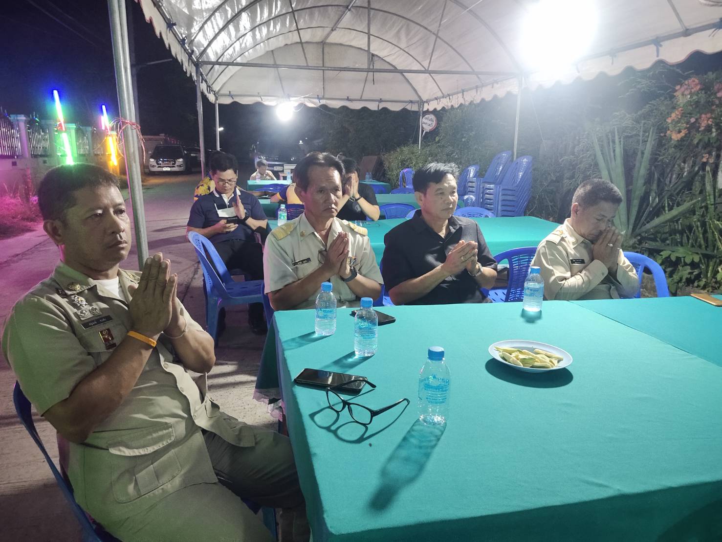 พช.มหาสารคาม : ร่วมเป็นเจ้าภาพสวดพระอภิธรรมศพ คุณแม่บุญสวน ภูแก้ว  มารดาของนางอุไรวรรณ คำจันดี  นักวิชาการพัฒนาชุมชนชำนาญการ  สำนักงานพัฒนาชุมชนอำเภอวาปีปทุม
