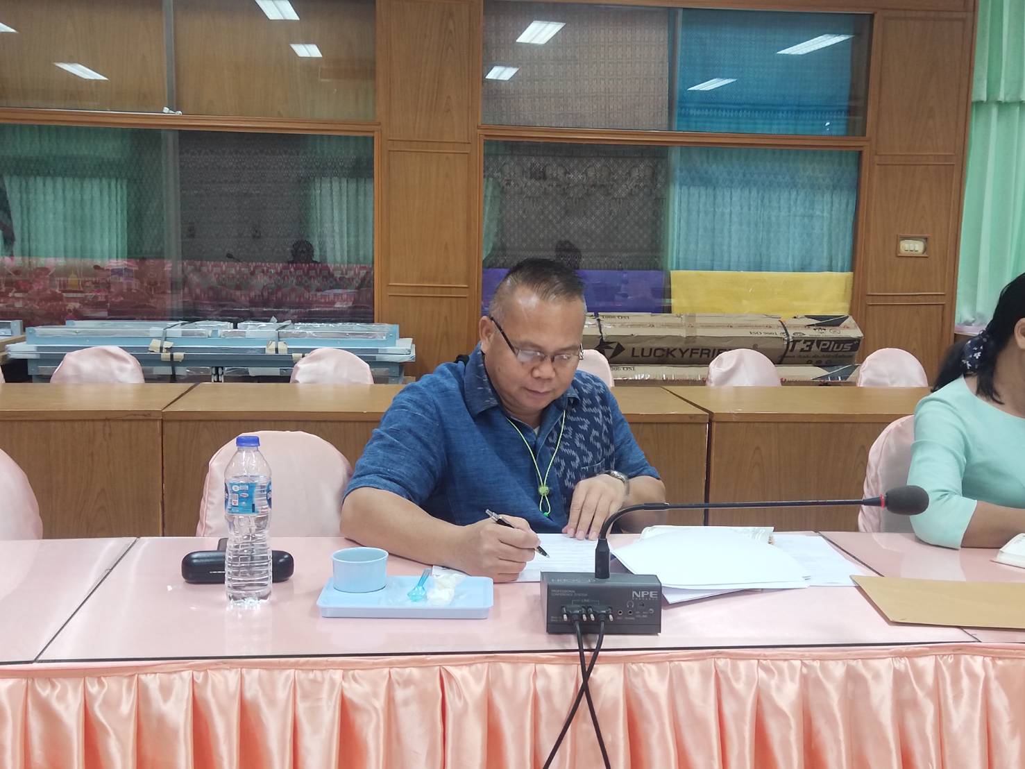 ? พช.มหาสารคาม : ร่วมประชุมเชิงปฏิบัติการเพิ่มประสิทธิภาพการพัฒนาชุมชนธรรมาภิบาล ผ่านระบบวิดีทัศน์ทางไกล (Video Conference) ??