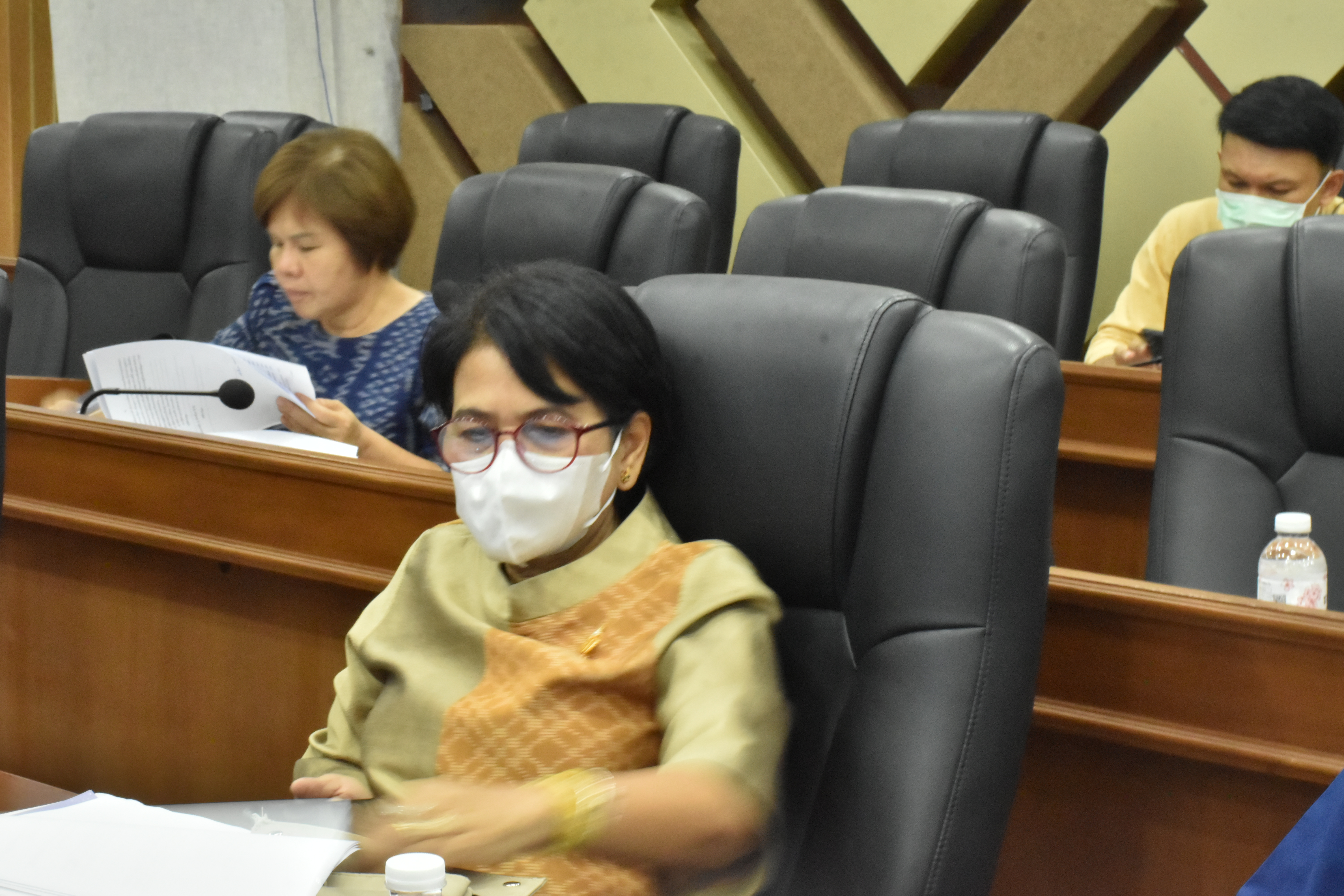 ?พช.มหาสารคามประชุมคณะกรรมการบริหารศูนย์อำนวยการขจัดความยากจนและพัฒนาคนทุกช่วงวัยอย่างยั่งยืนตามหลักปรัชญาของเศรษฐกิจพอเพียงจังหวัดมหาสารคาม (คจพ.จ.) ครั้งที่ 1/2566 ?