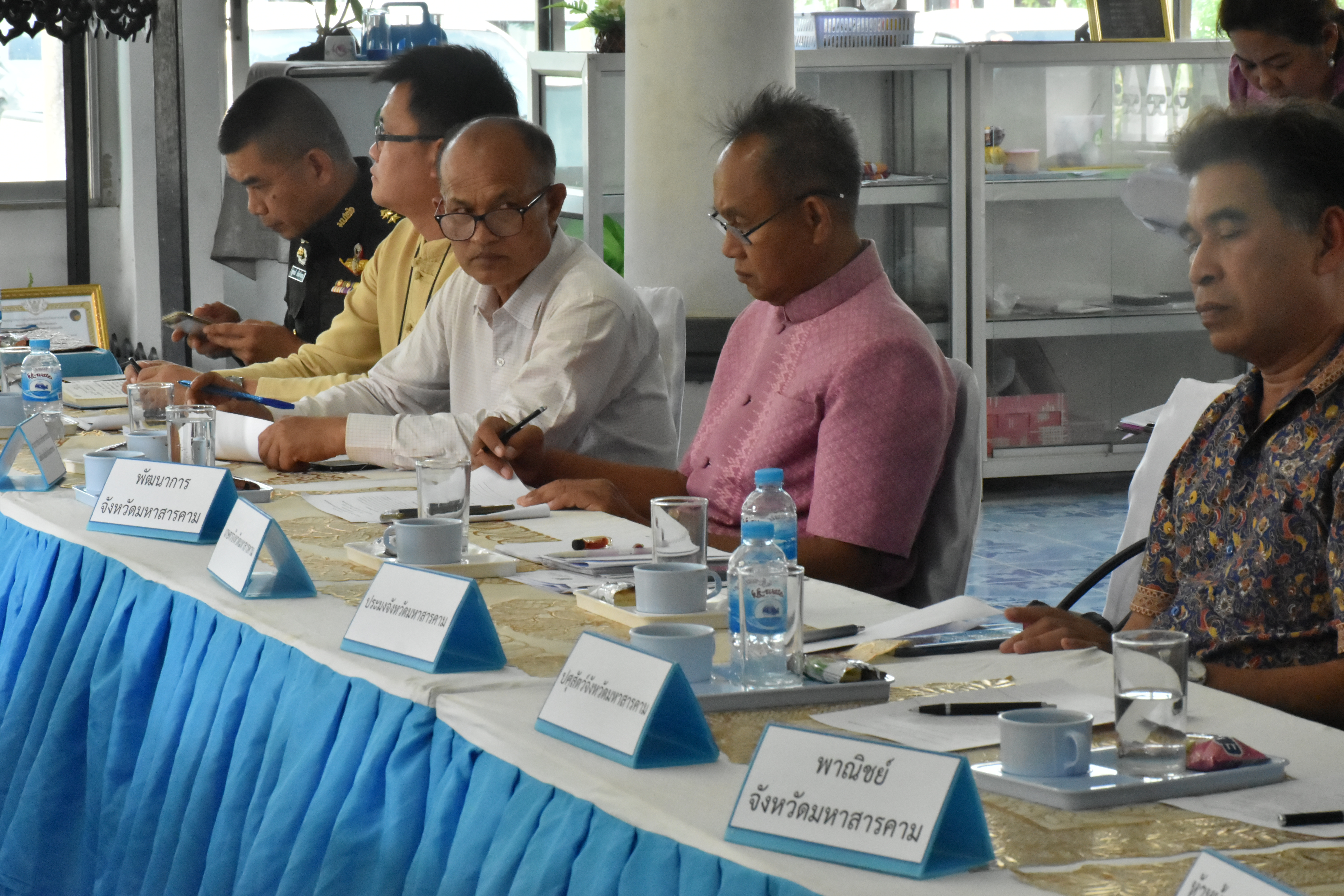 ? พช.มหาสารคาม ร่วมประชุมติดตามงานโครงการอันเนื่องมาจากพระราชดำริ ด้านการส่งเสริมศิลปาชีพ ในพื้นที่จังหวัดมหาสารคาม?