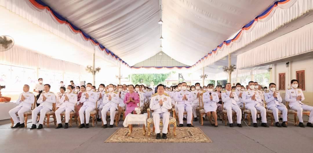?พช.มหาสารคาม  ร่วมทำบุญตักบาตร ถวายเป็นพระราชกุศลแด่ สมเด็จพระนางเจ้าฯ พระบรมราชินี เนื่องในโอกาสวันเฉลิมพระชนมพรรษา 3 มิถุนายน 2566?