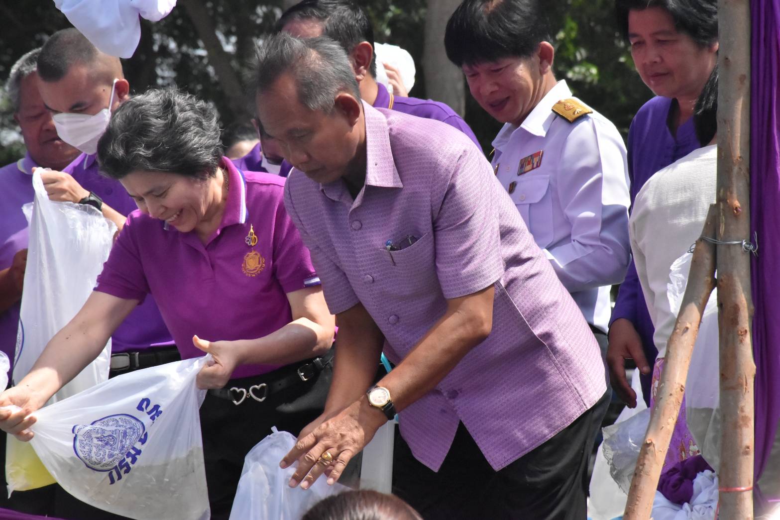 ?พช.มหาสารคาม ร่วมกิจกรรม ปล่อยพันธุ์สัตว์น้ำ เนื่องในโอกาสวันเฉลิมพระชนมพรรษาสมเด็จพระนางเจ้าฯ พระบรมราชินี 3 มิถุนายน 2566 ?