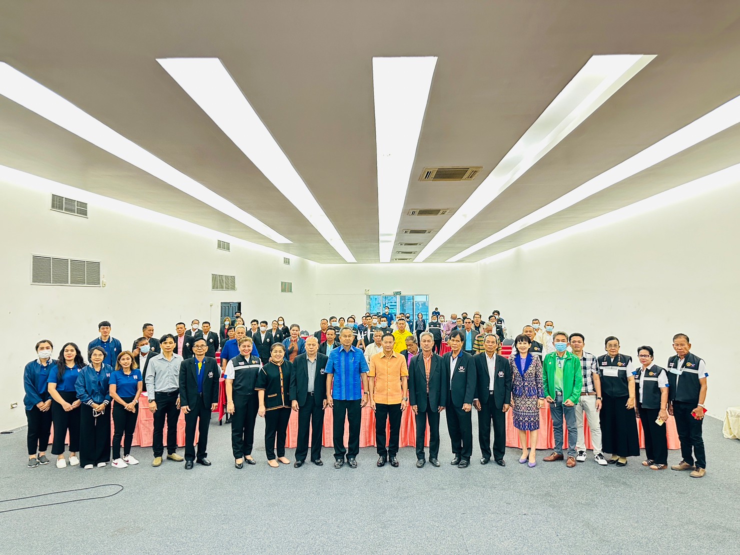 ? จังหวัดมหาสารคามเป็นเจ้าภาพการประชุมร่วมคณะกรรมการเครือข่ายกองทุนหมู่บ้านและชุมชนเมือง 3 จังหวัด ( มหาสารคาม  ขอนแก่น  และชัยภูมิ)?