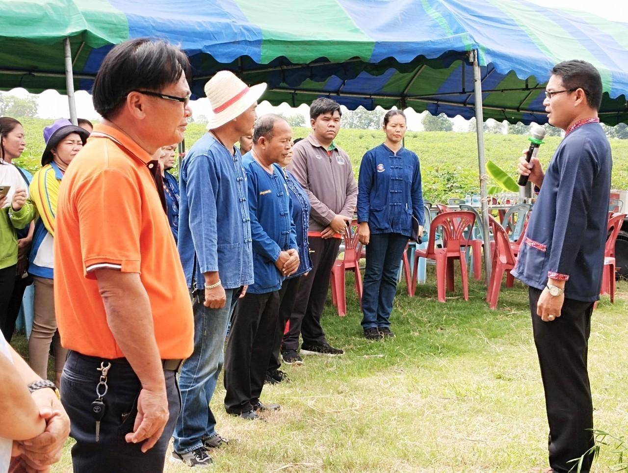 ?พช.มหาสารคาม ร่วมกับภาคีเครือข่ายโคกหนองนา จัดกิจกรรมเอามื้อสามัคคี ณ แปลงโคกหนองนา อำเภอกุดรัง?