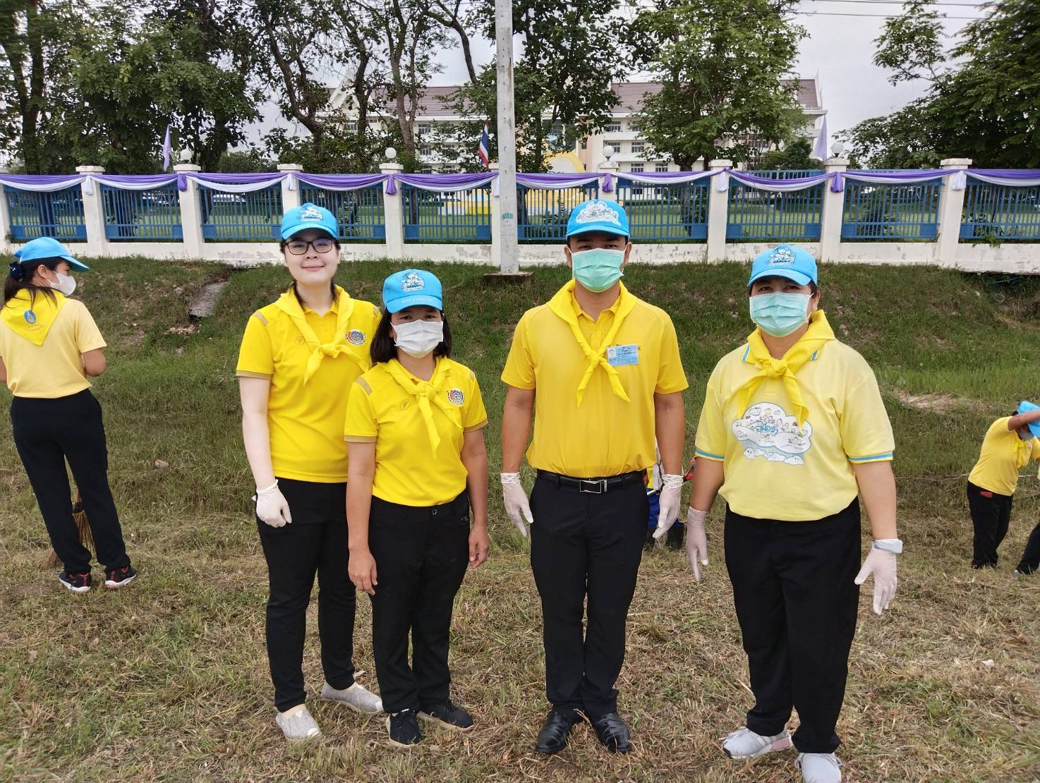 ?พช.มหาสารคามร่วมกิจกรรมจิตอาสาฯ จังหวัดมหาสารคาม รวมพลังความสามัคคี พัฒนาทำความสะอาด เนื่องในวันอานันทมหิดล 9 มิถุนายน 2566 ?