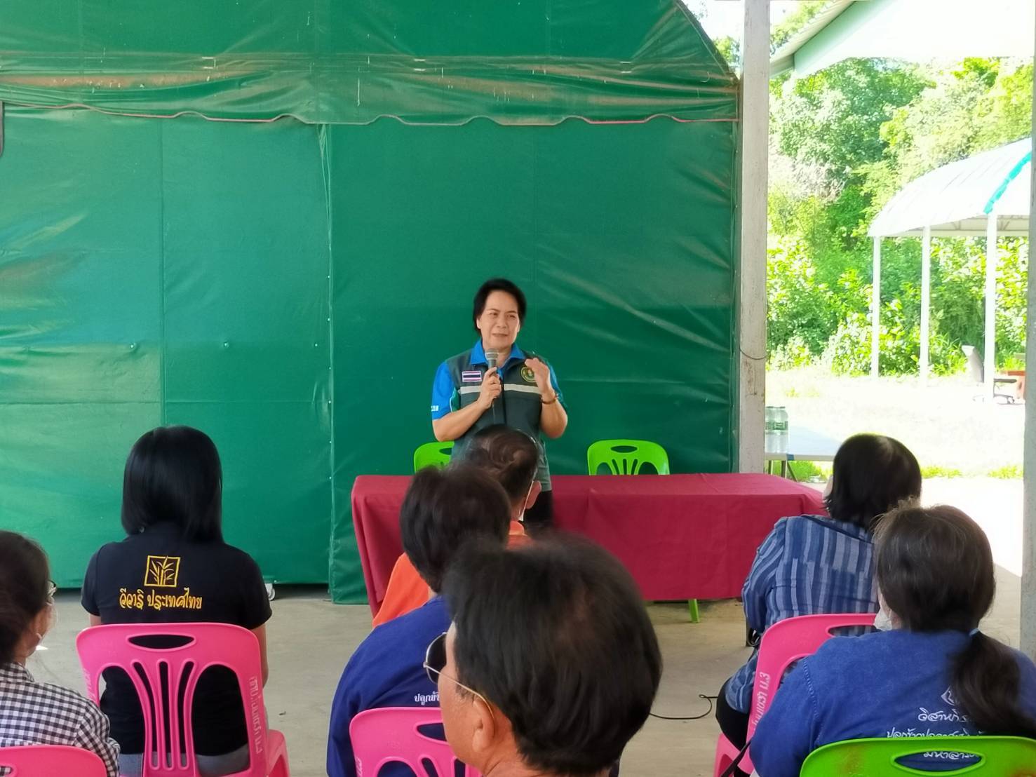 ?พช.มหาสารคาม นำกลุ่มผลิต ผู้ประกอบการ ศึกษาดูงานศึกษาดูงาน ตามโครงการพัฒนากลไกลและโครงสร้างดูดซับมูลค่าทางเศรษฐกิจและการกระจายรายได้กลับสู่ท้องถิ่น เสริมสร้างรายได้ด้วยเครือข่ายเกษตรปลอดภัย ?