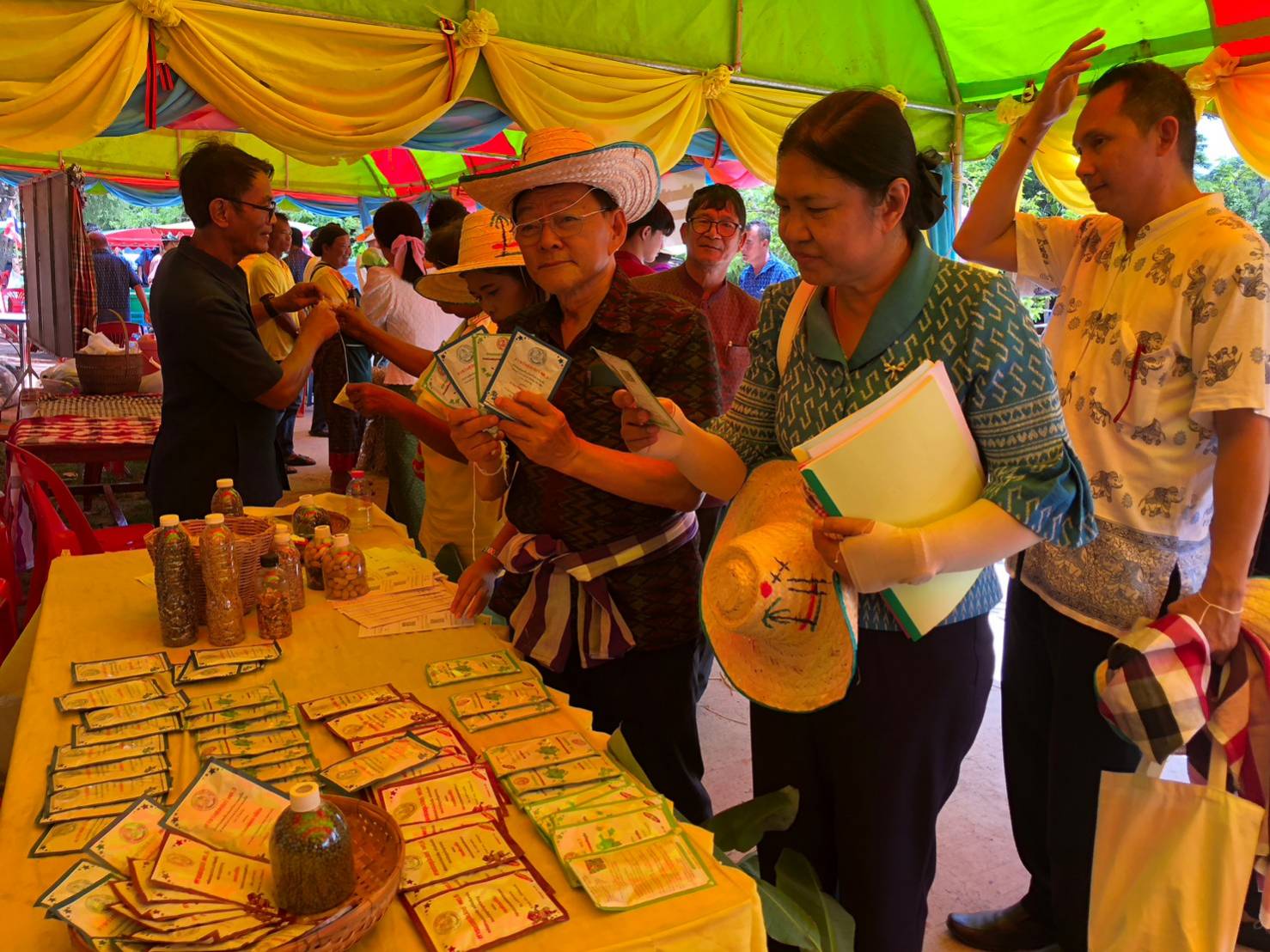 ?จังหวัดมหาสารคาม เดินหน้าคัดสรรสุดยอดกิจกรรมพัฒนาชุมชนดีเด่น ประจำปี 2566 ในพื้นที่อำเภอยางสีสุราช?
