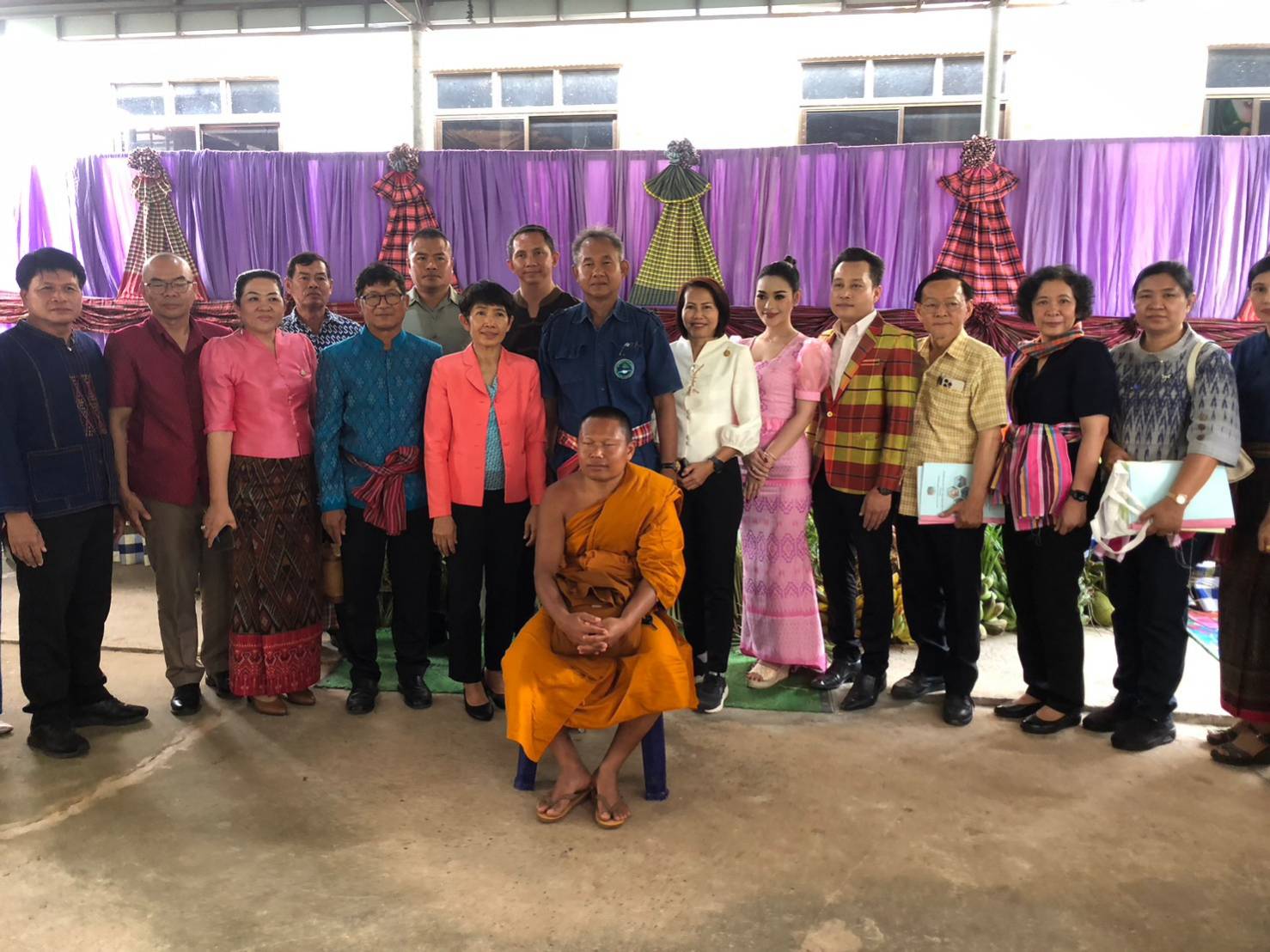 ?พช.มหาสารคาม ลงพื้นที่คัดเลือกกิจกรรมพัฒนาชุมชนดีเด่นระดับจังหวัด ประจำปี 2566 อำเภอชื่นชม ?