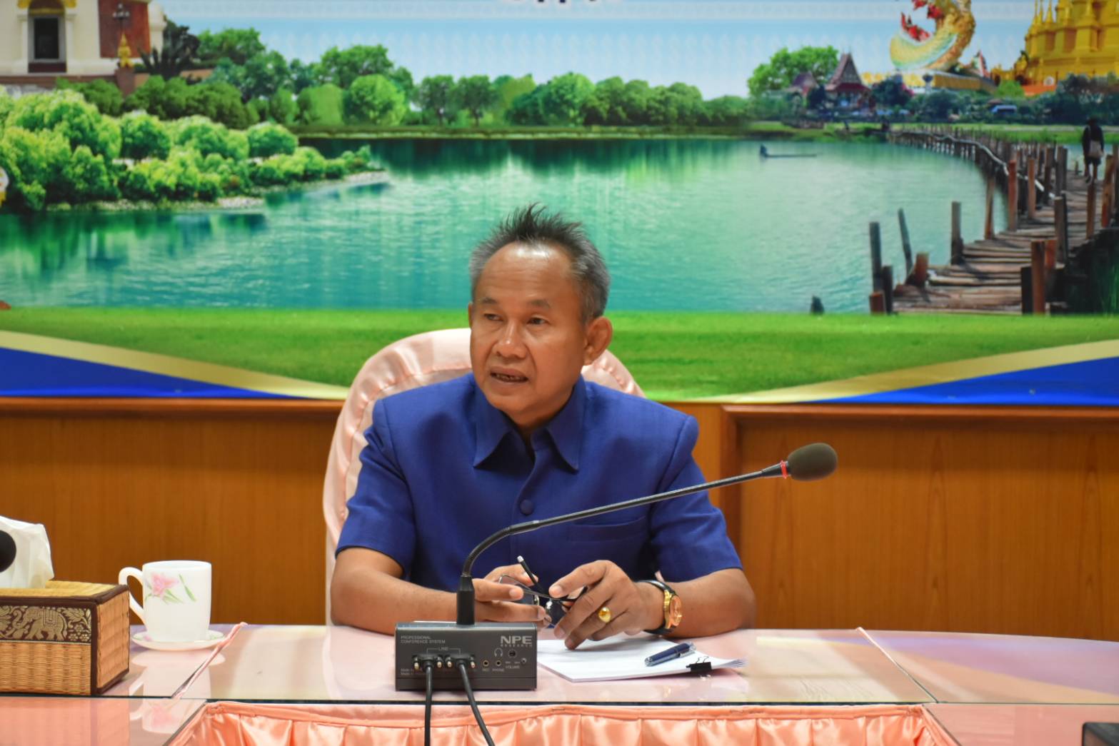 ?พช.มหาสารคาม ดำเนินการประชุมคณะกรรมการคัดเลือกการส่งเสริมกิจกรรมเครือข่ายกลุ่มออมทรัพย์เพื่อการผลิต?