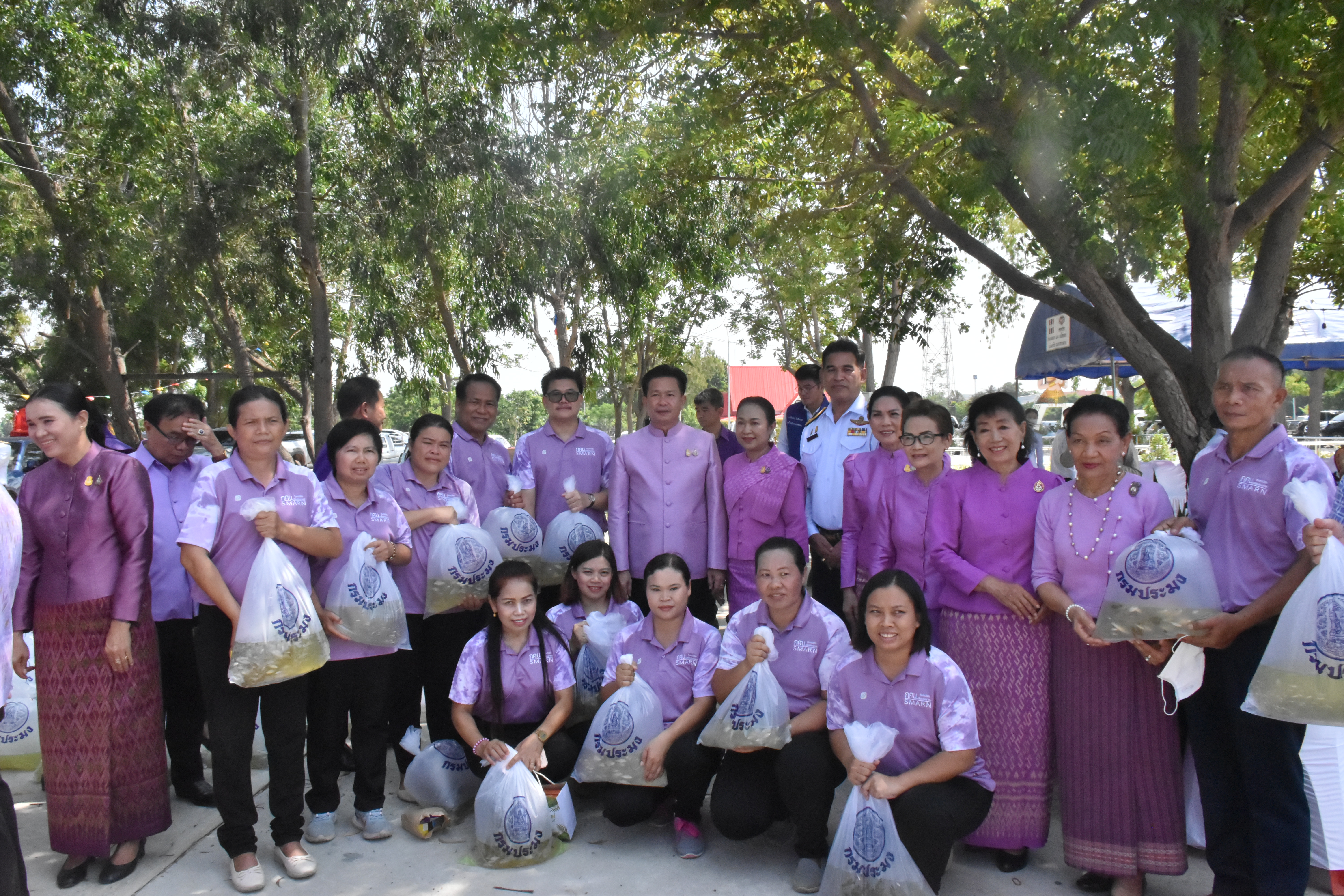 ?พช.มหาสารคาม ร่วมกิจกรรม ปล่อยพันธุ์สัตว์น้ำ เนื่องในโอกาสวันเฉลิมพระชนมพรรษาสมเด็จพระนางเจ้าฯ พระบรมราชินี 3 มิถุนายน 2566 ?