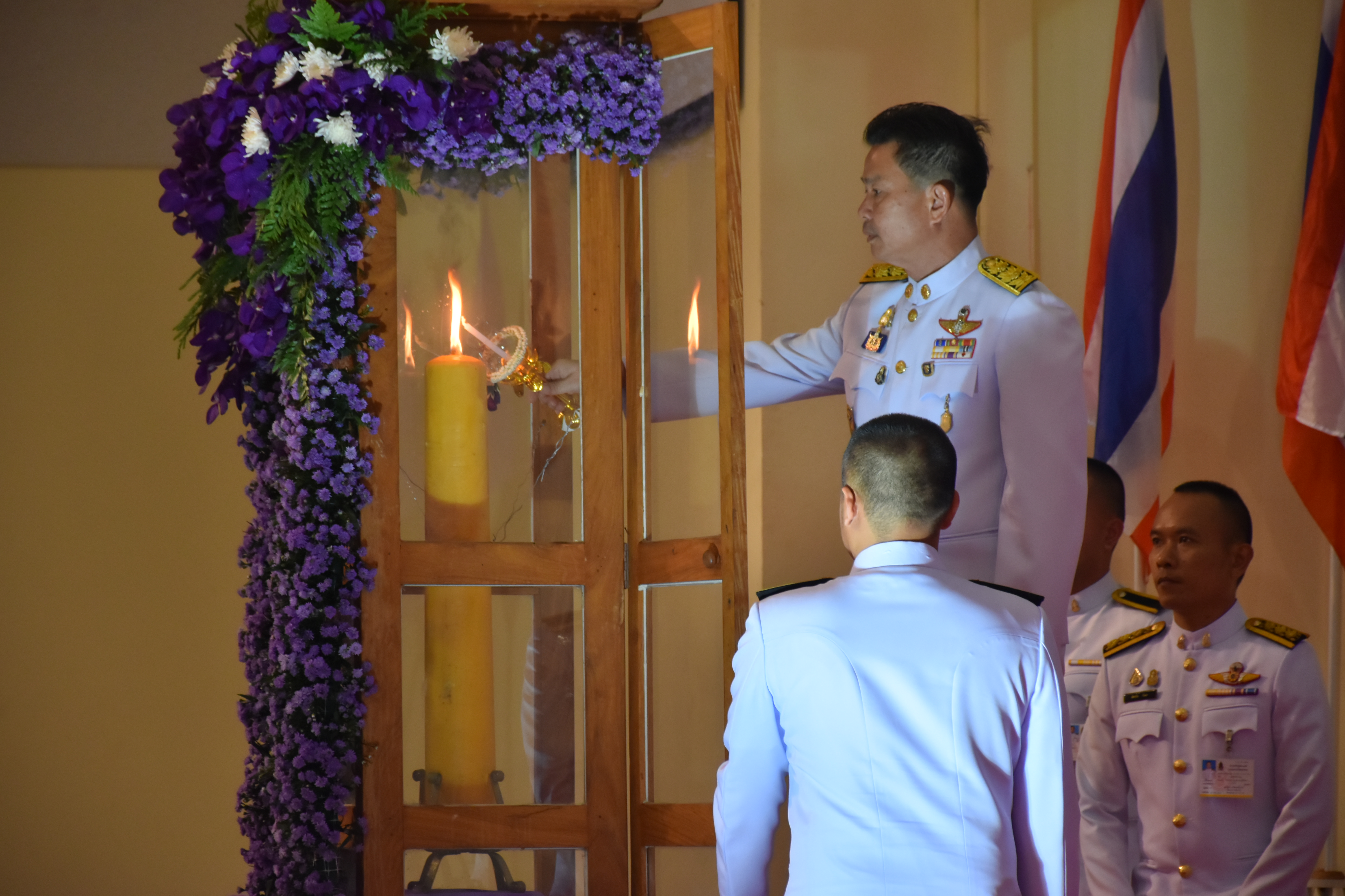 ?พช.มหาสารคาม ร่วมพิธีวางพานพุ่ม และจุดเทียนชัยถวายพระพรชัยมงคล สมเด็จพระนางเจ้าสุทิดา พัชรสุธาพิมลลักษณ พระบรมราชินี เนื่องในโอกาสวันเฉลิมพระชนมพรรษา วันที่ 3 มิถุนายน 2566 ?