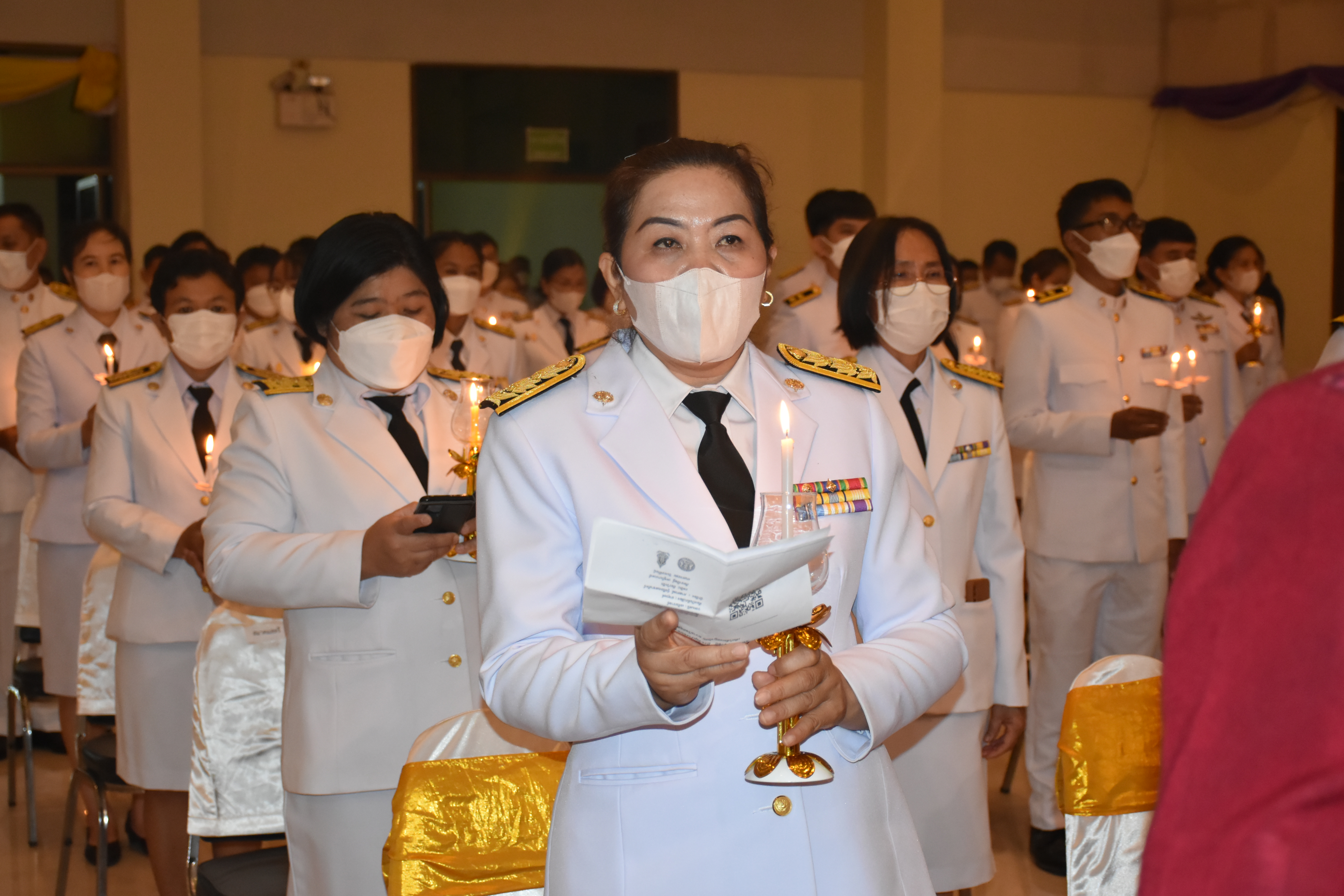 ?พช.มหาสารคาม ร่วมพิธีวางพานพุ่ม และจุดเทียนชัยถวายพระพรชัยมงคล สมเด็จพระนางเจ้าสุทิดา พัชรสุธาพิมลลักษณ พระบรมราชินี เนื่องในโอกาสวันเฉลิมพระชนมพรรษา วันที่ 3 มิถุนายน 2566 ?